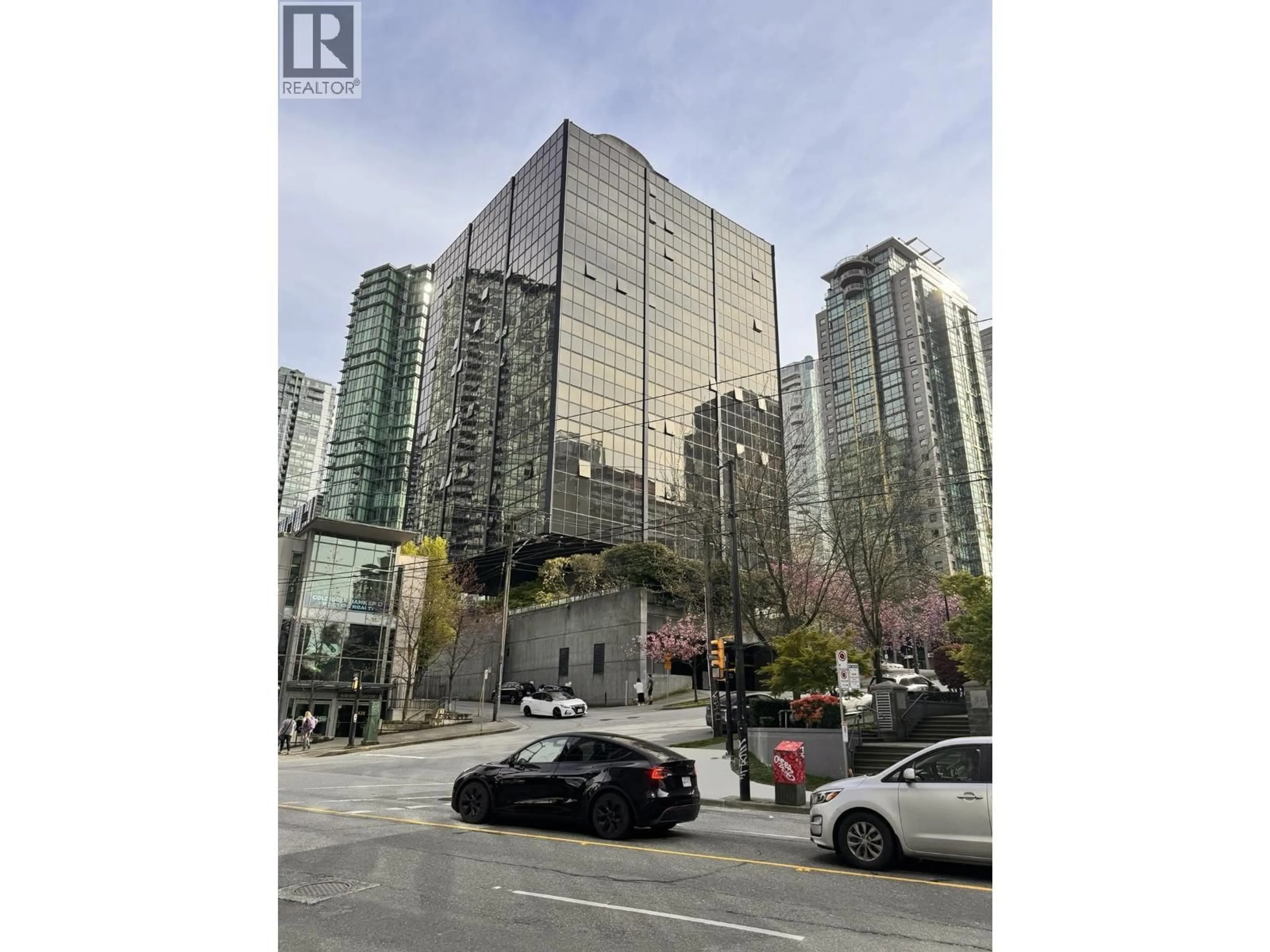 Unknown for 611 - 1333 GEORGIA STREET, Vancouver British Columbia V6E4V3