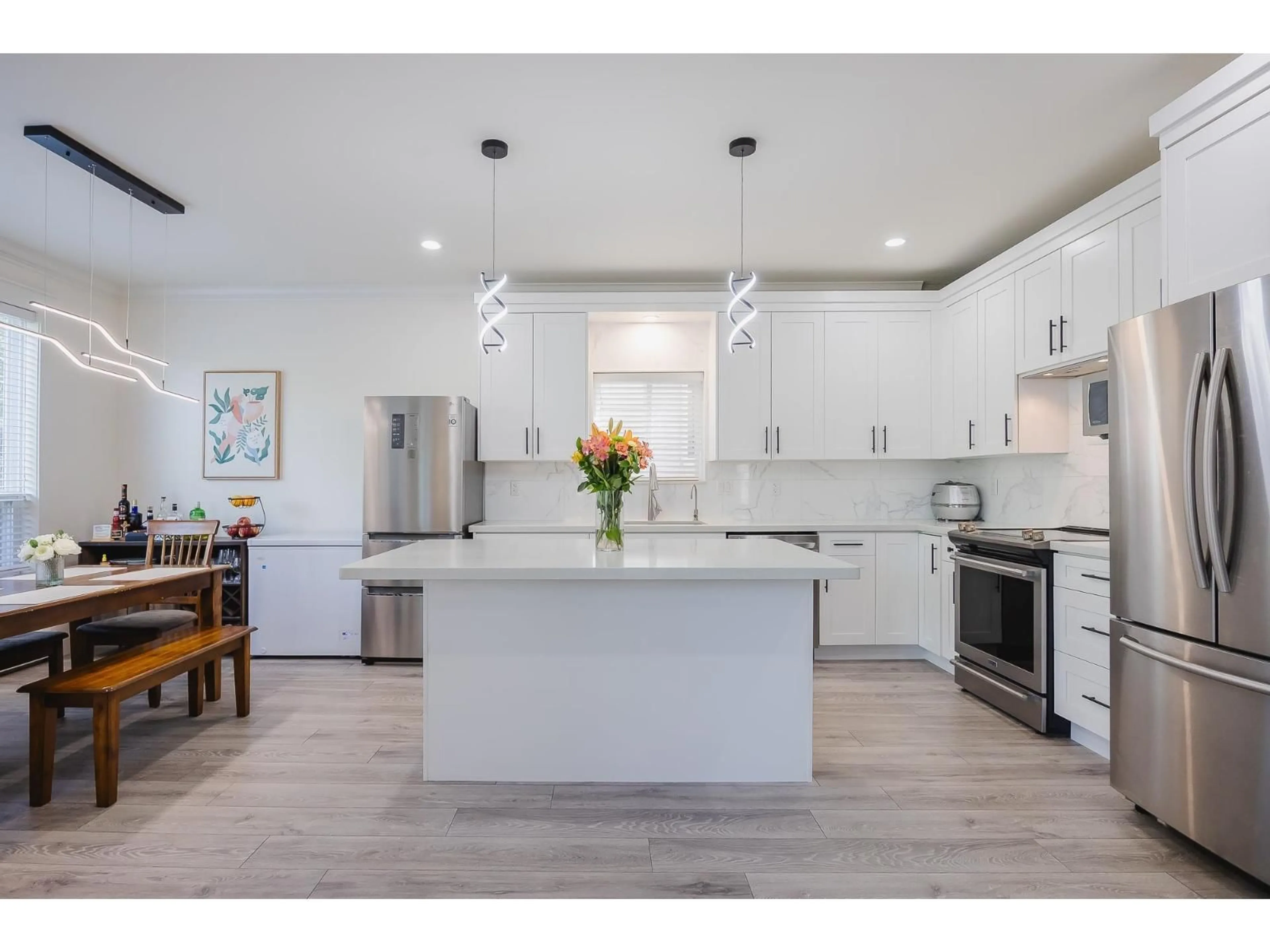 Open concept kitchen, unknown for 7850 211B, Langley British Columbia V2Y0H5