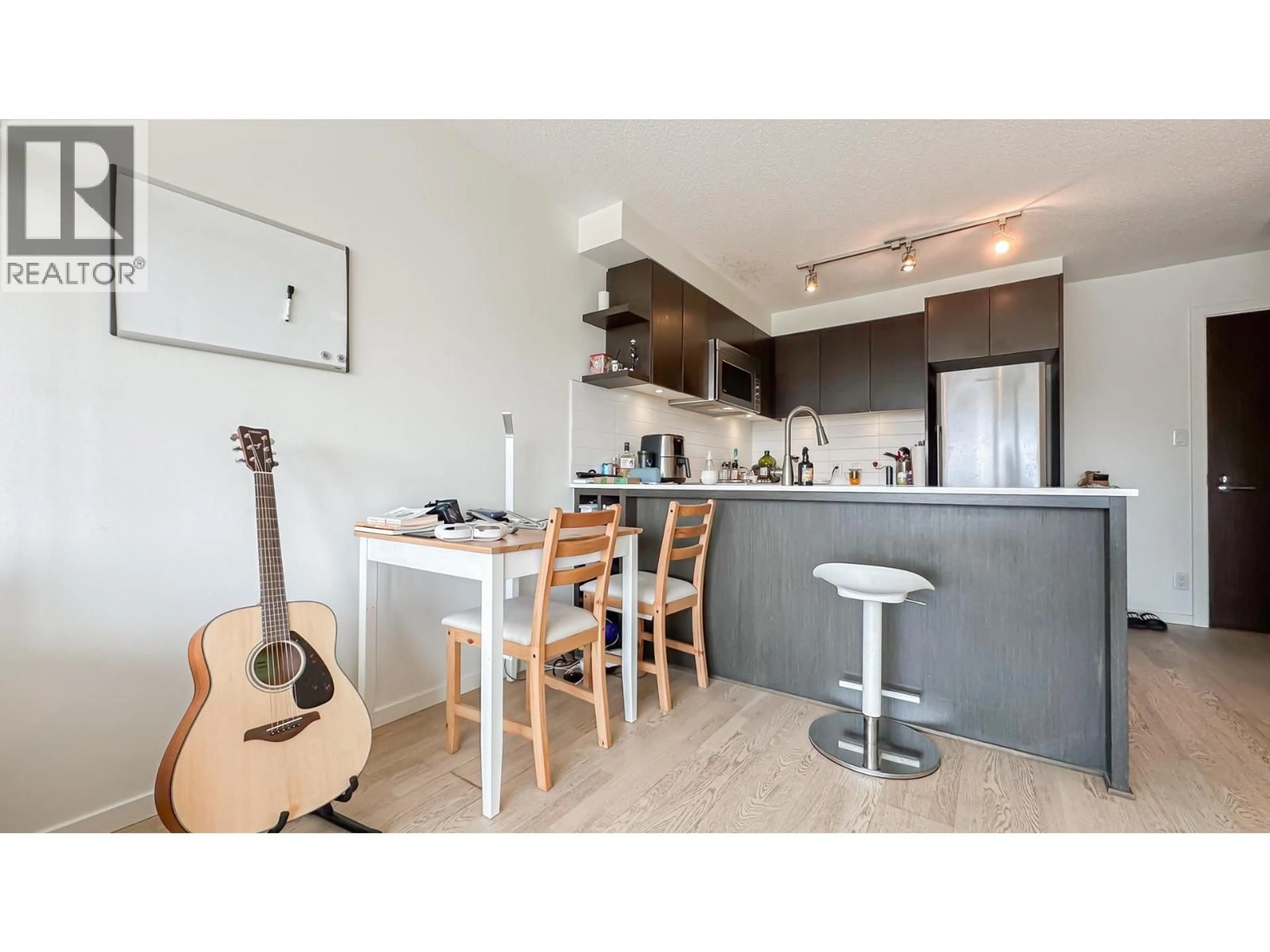Unknown for 1307 - 7733 FIRBRIDGE WAY, Richmond British Columbia V6X0M7