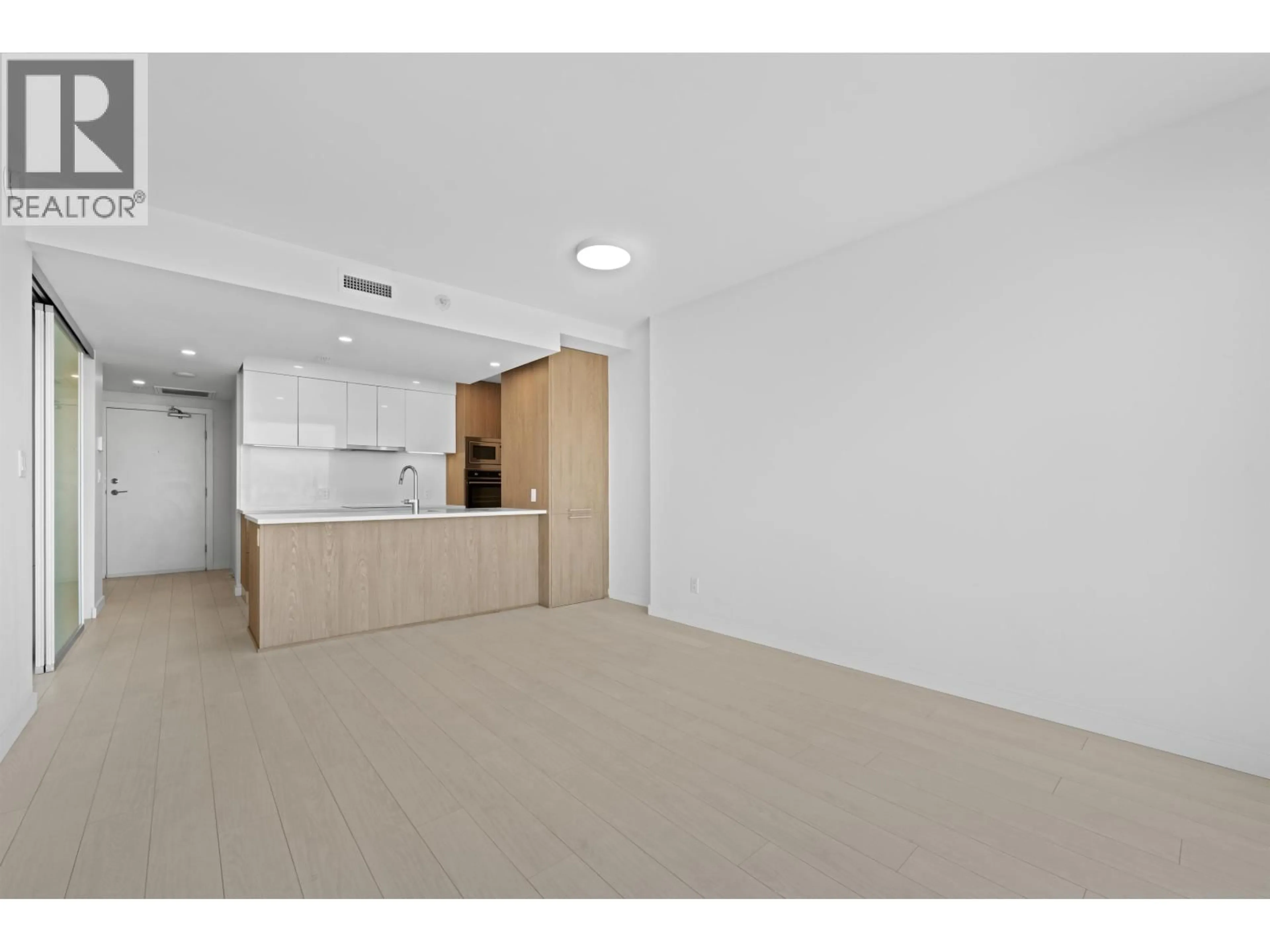 Standard kitchen, unknown for 1812 - 285 10TH AVENUE, Vancouver British Columbia V5T0H6
