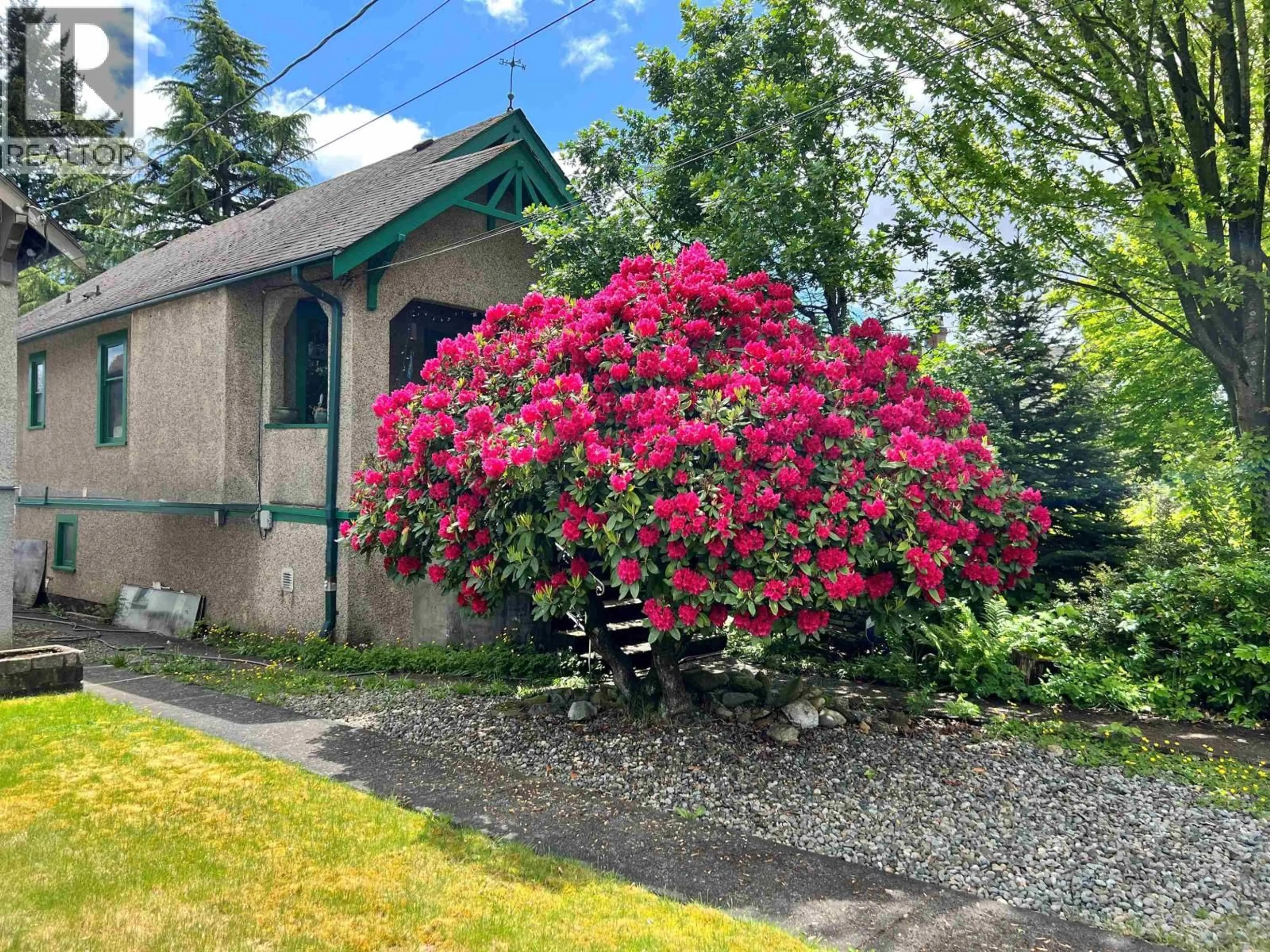 Unknown for 812 DUBLIN STREET, New Westminster British Columbia V3M2Y6