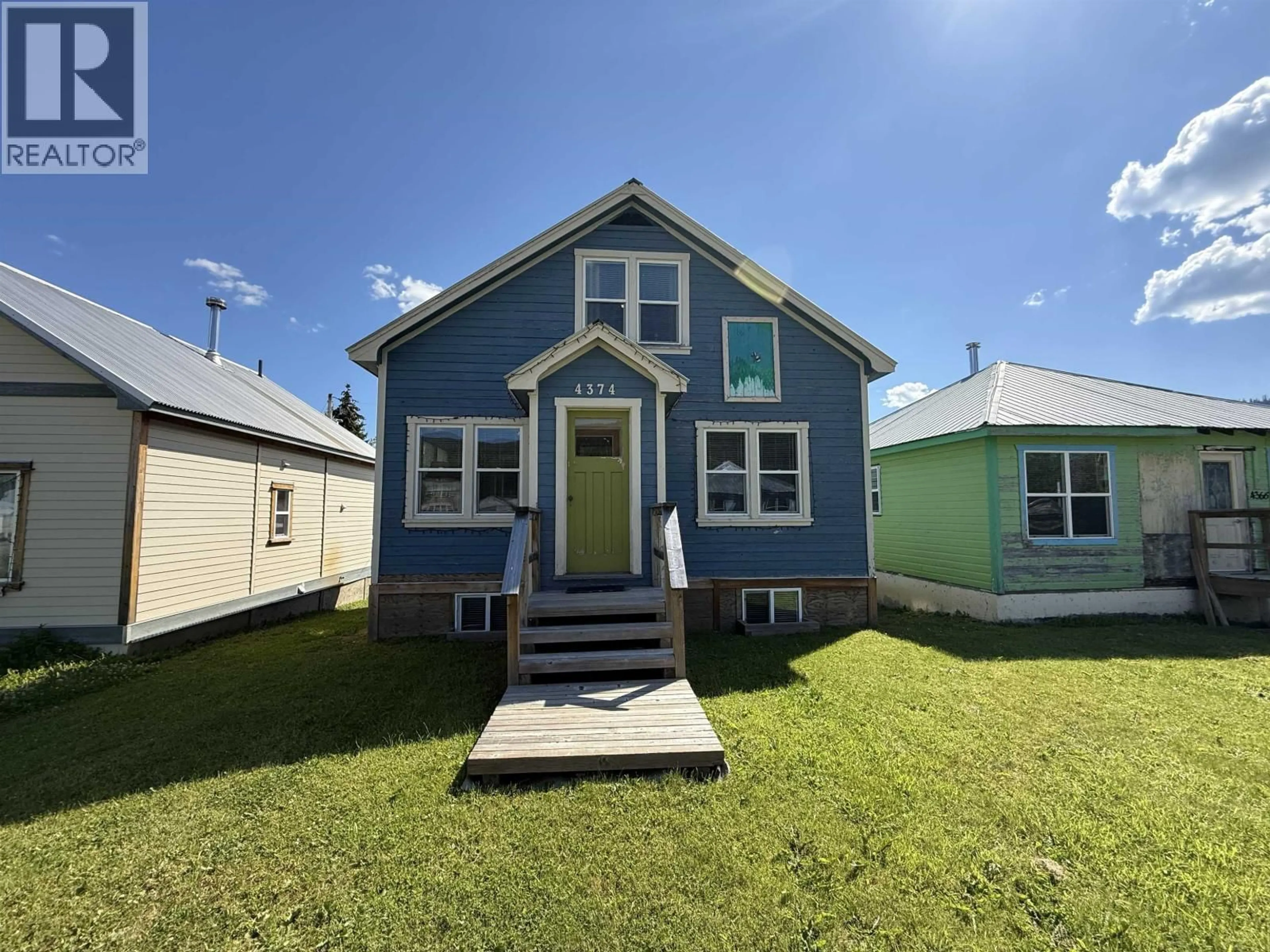 Home with vinyl exterior material, street for 4374 SANDERS AVENUE, Wells British Columbia V0K2R0