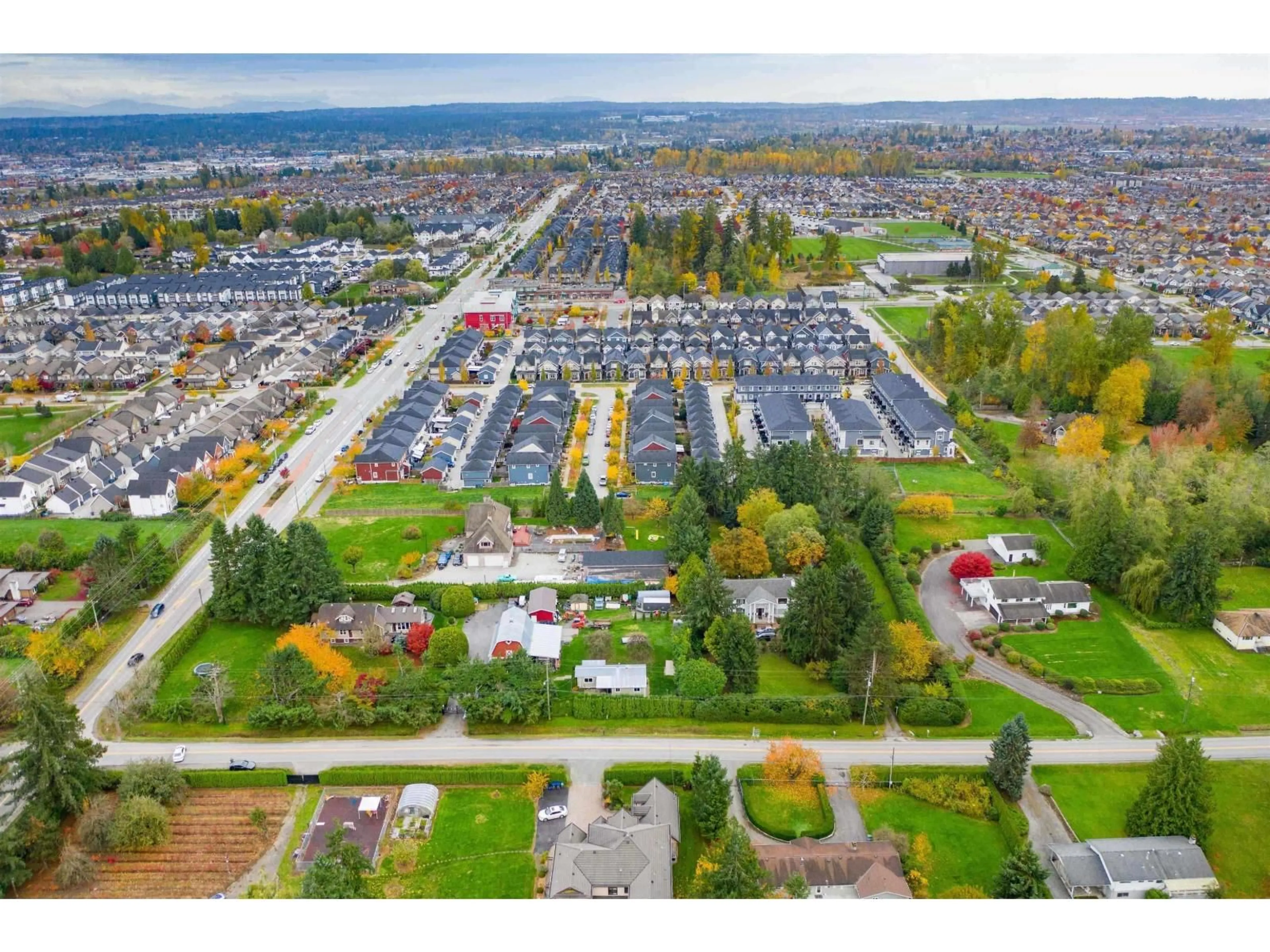 A pic from outside/outdoor area/front of a property/back of a property/a pic from drone, street for 7363 192, Surrey British Columbia V4N5Y4
