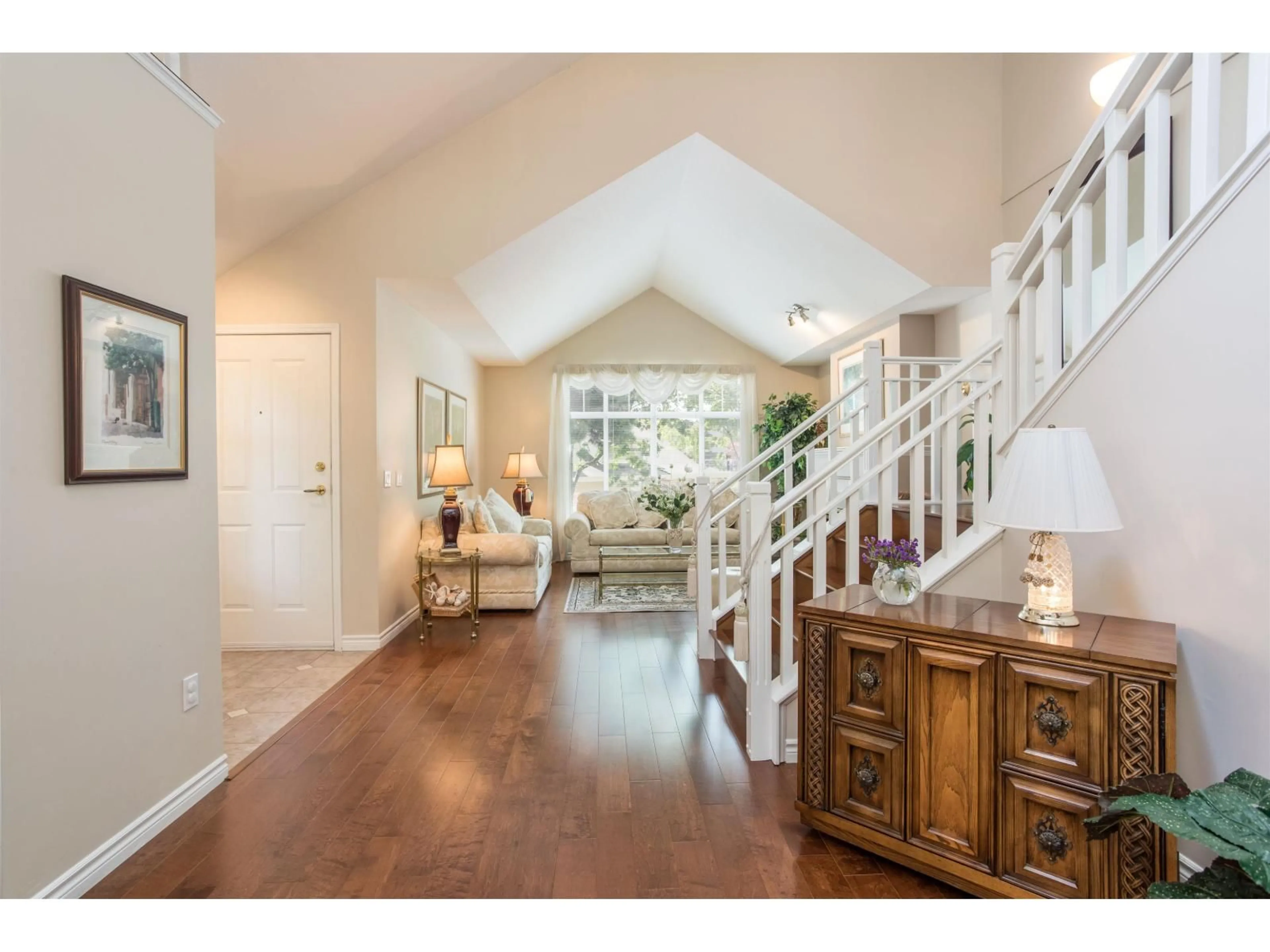 Indoor entryway for 36 - 14877 33, Surrey British Columbia V4P3A3