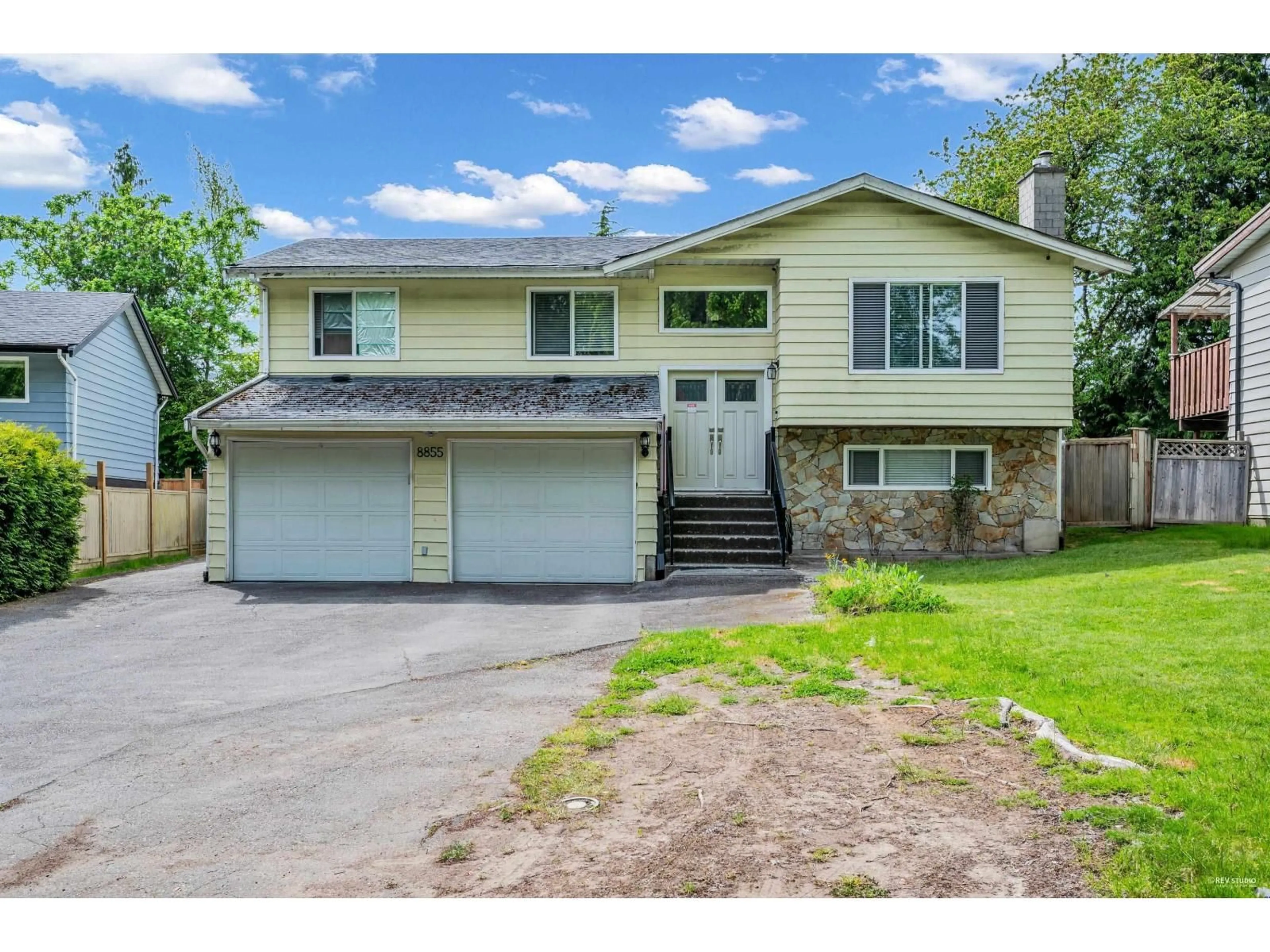Home with vinyl exterior material, street for 8855 146A, Surrey British Columbia V3R6Z9