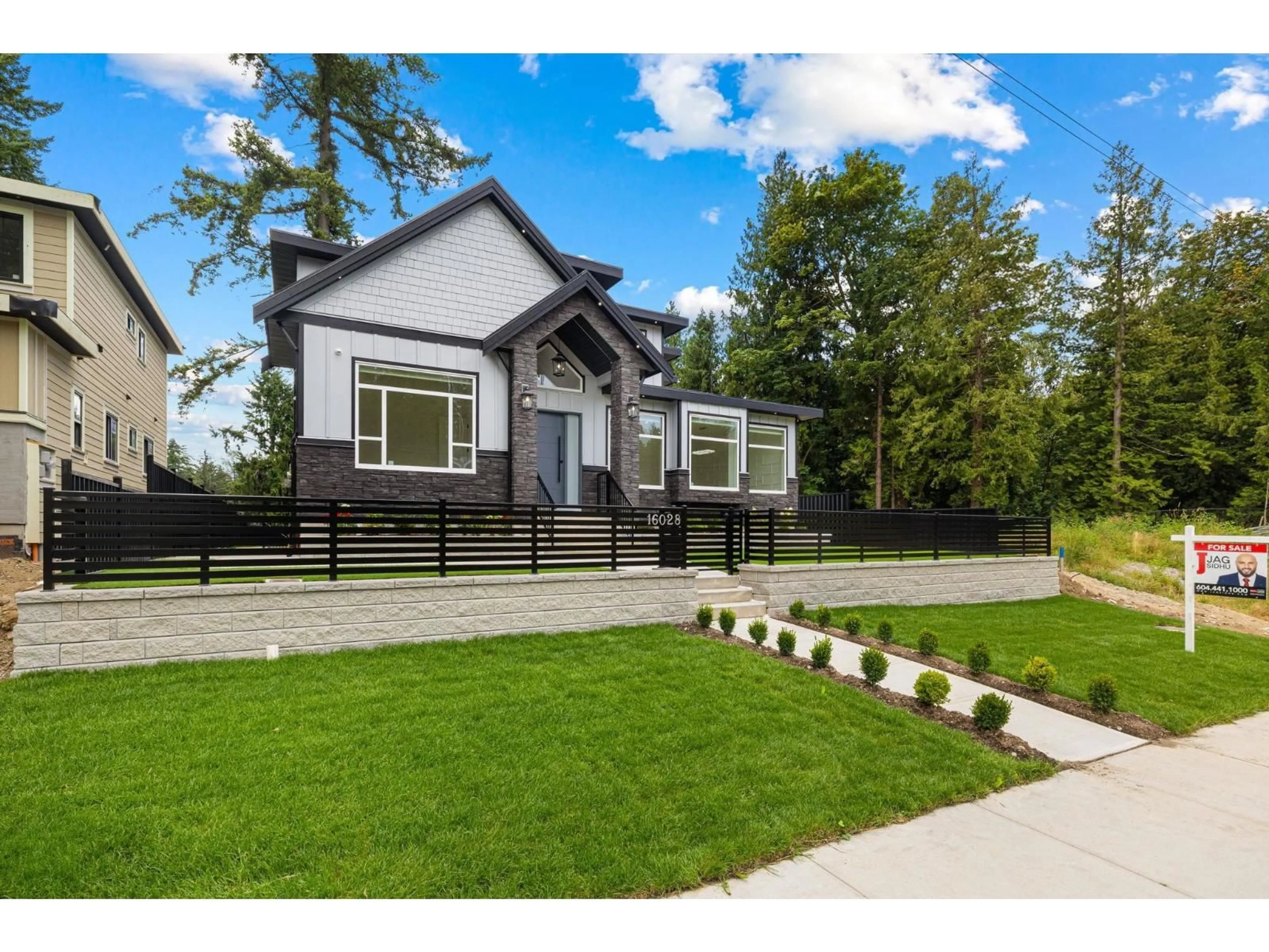 Home with vinyl exterior material, street for 16028 103, Surrey British Columbia V4N2J7