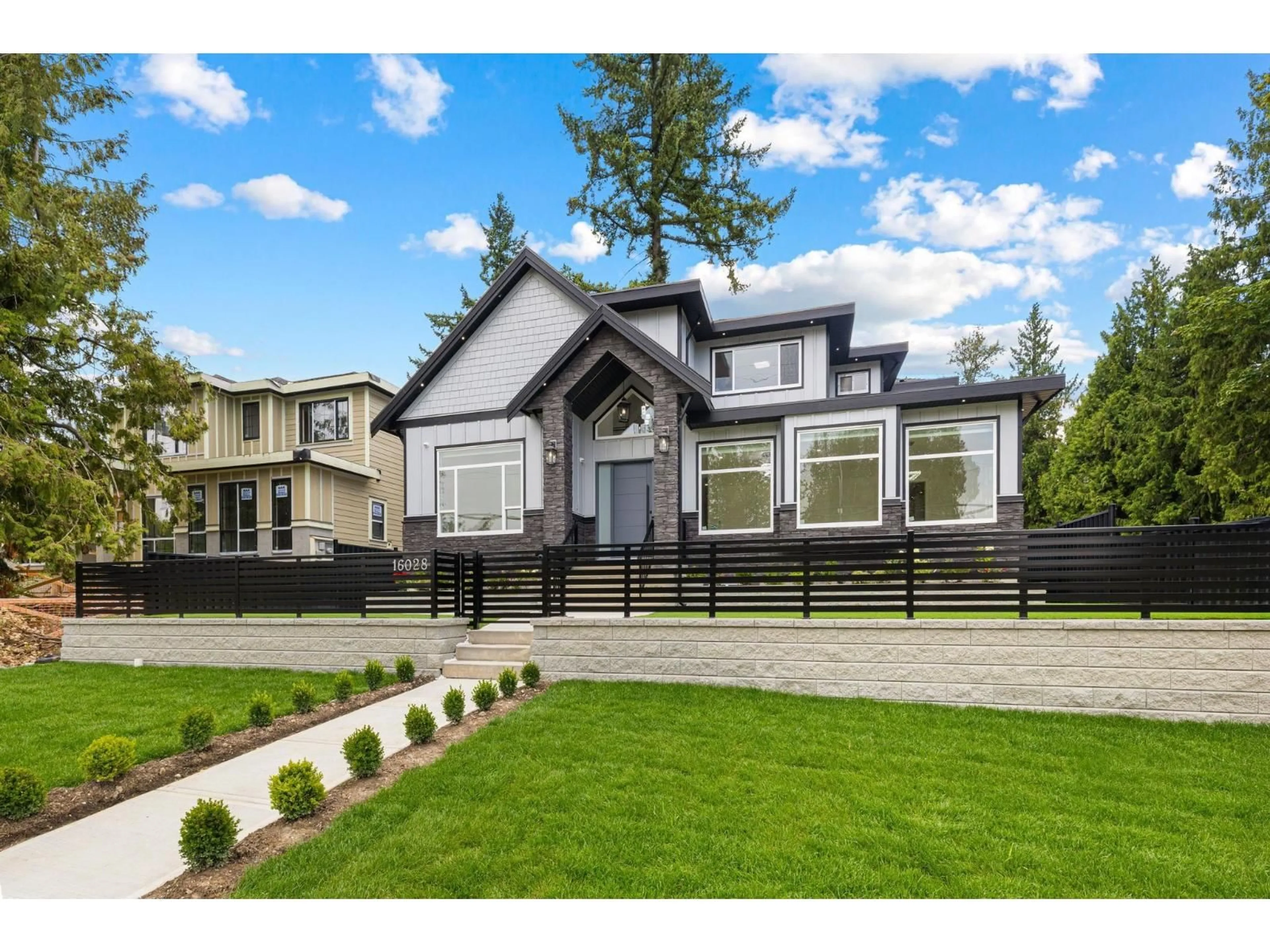 Home with vinyl exterior material, street for 16028 103, Surrey British Columbia V4N2J7