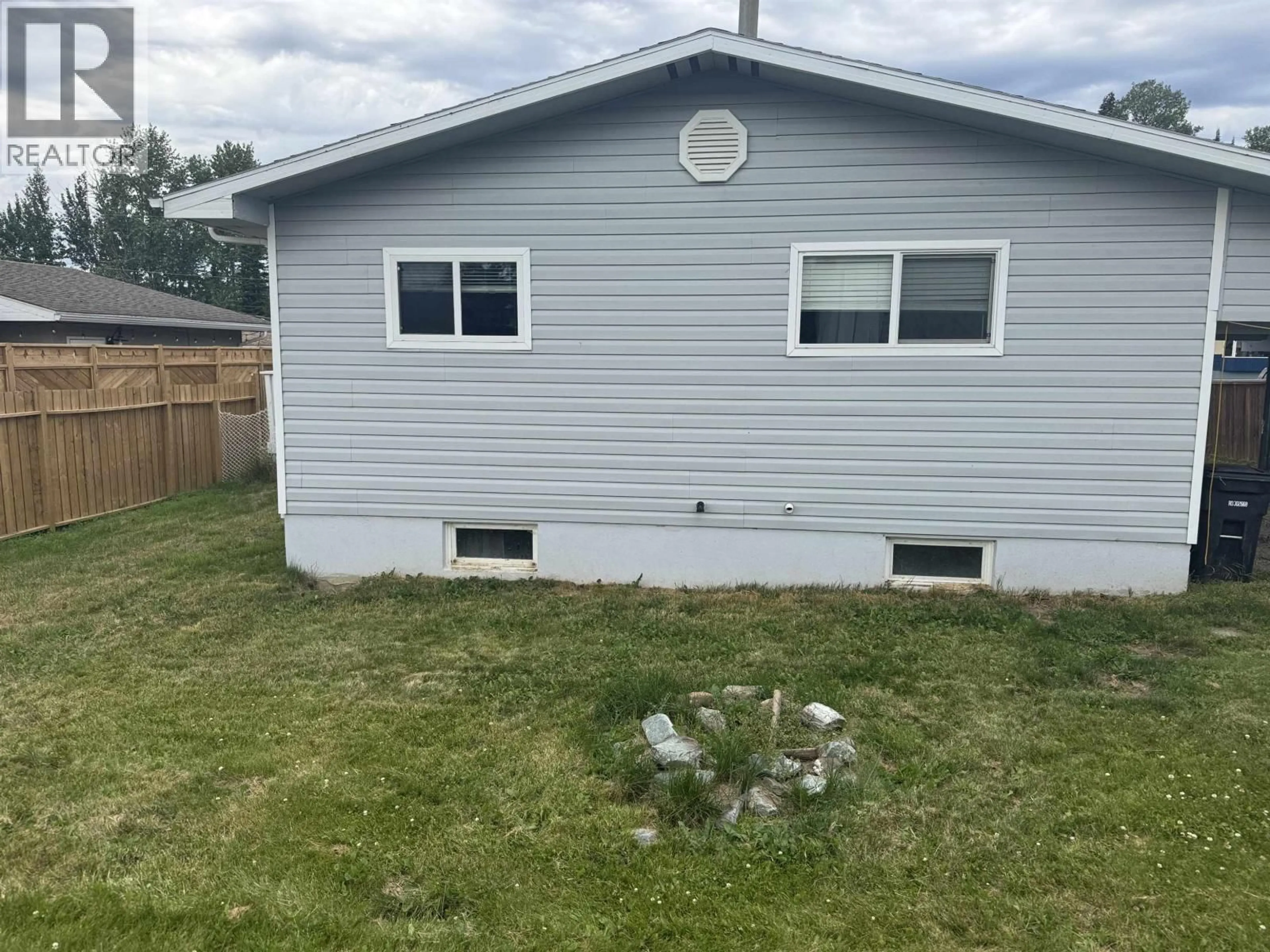 Shed for 220 CRYSDALE DRIVE, Mackenzie British Columbia V0J2C0