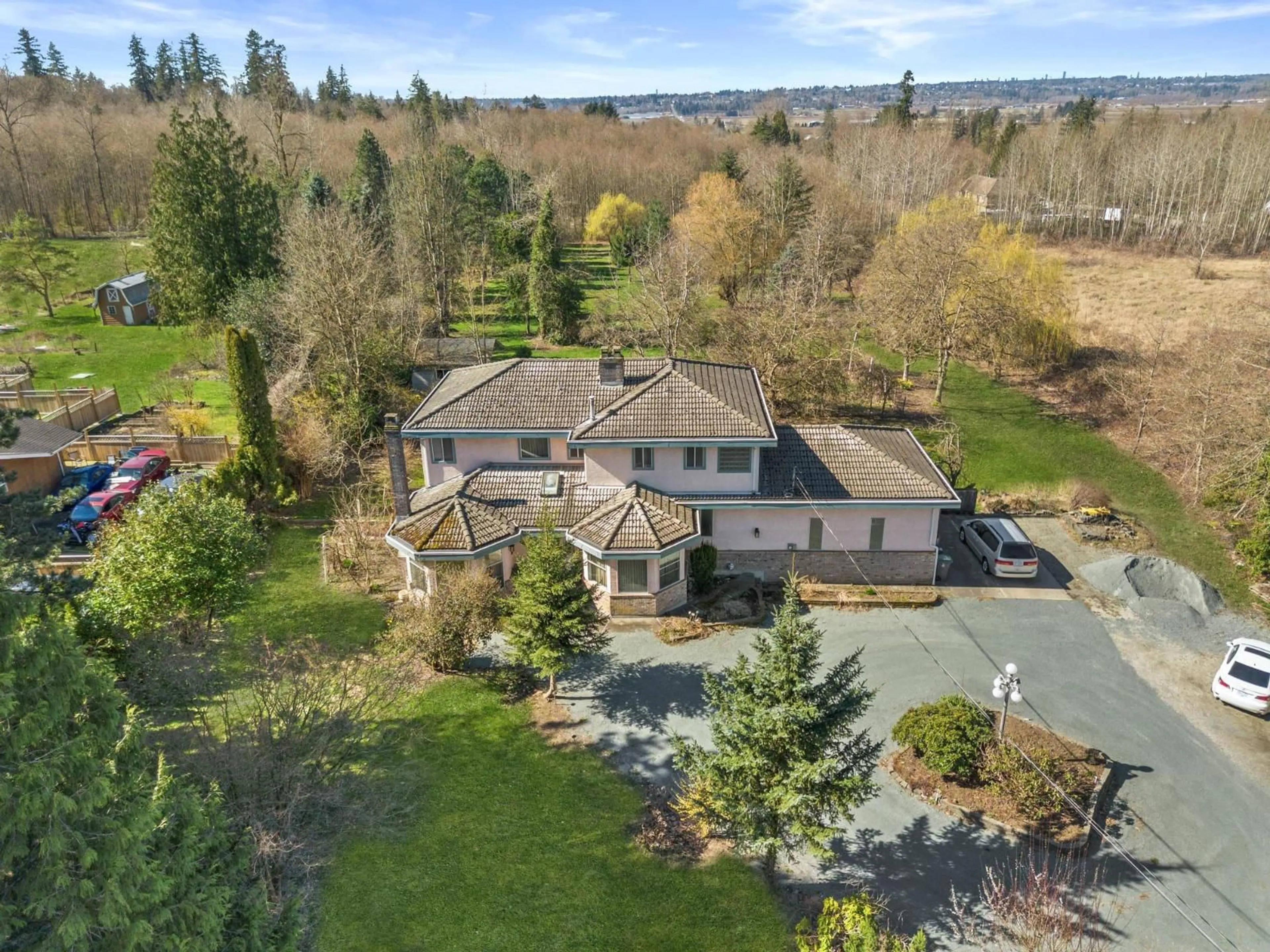 A pic from outside/outdoor area/front of a property/back of a property/a pic from drone, unknown for 7931 192, Surrey British Columbia V4N5S9