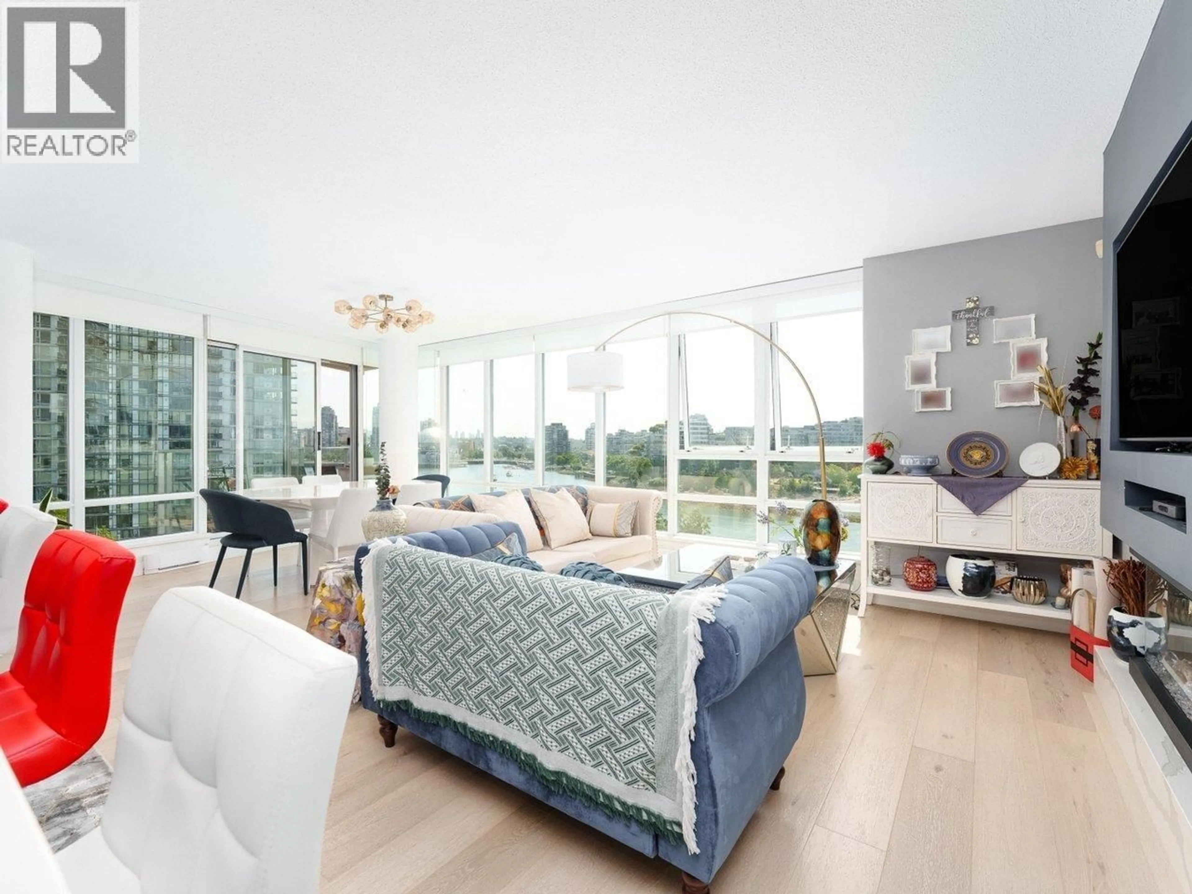 Living room with furniture, unknown for 1006 - 980 COOPERAGE WAY, Vancouver British Columbia V6B0C3