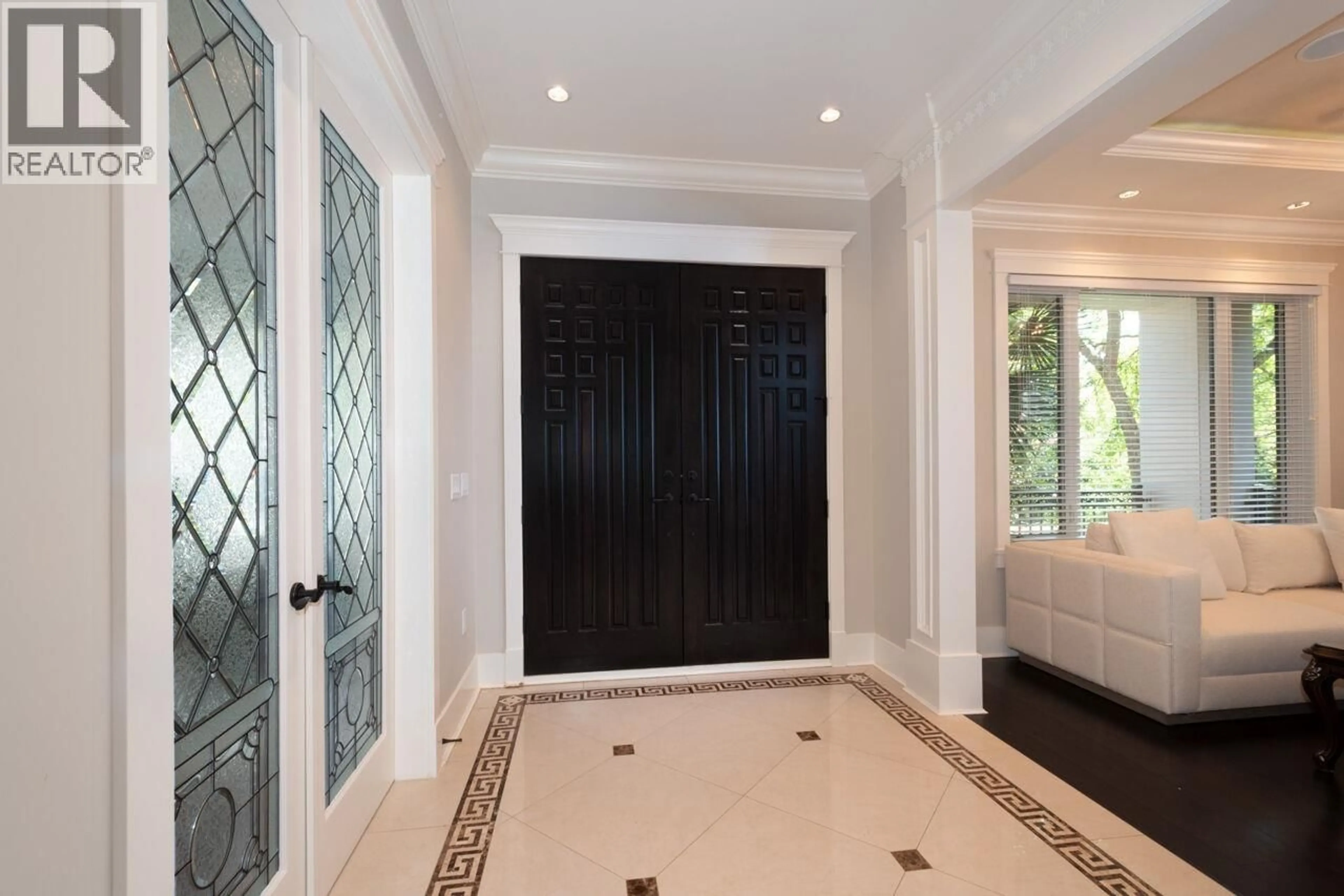 Indoor entryway for 3949 33RD AVENUE, Vancouver British Columbia V6N2H7