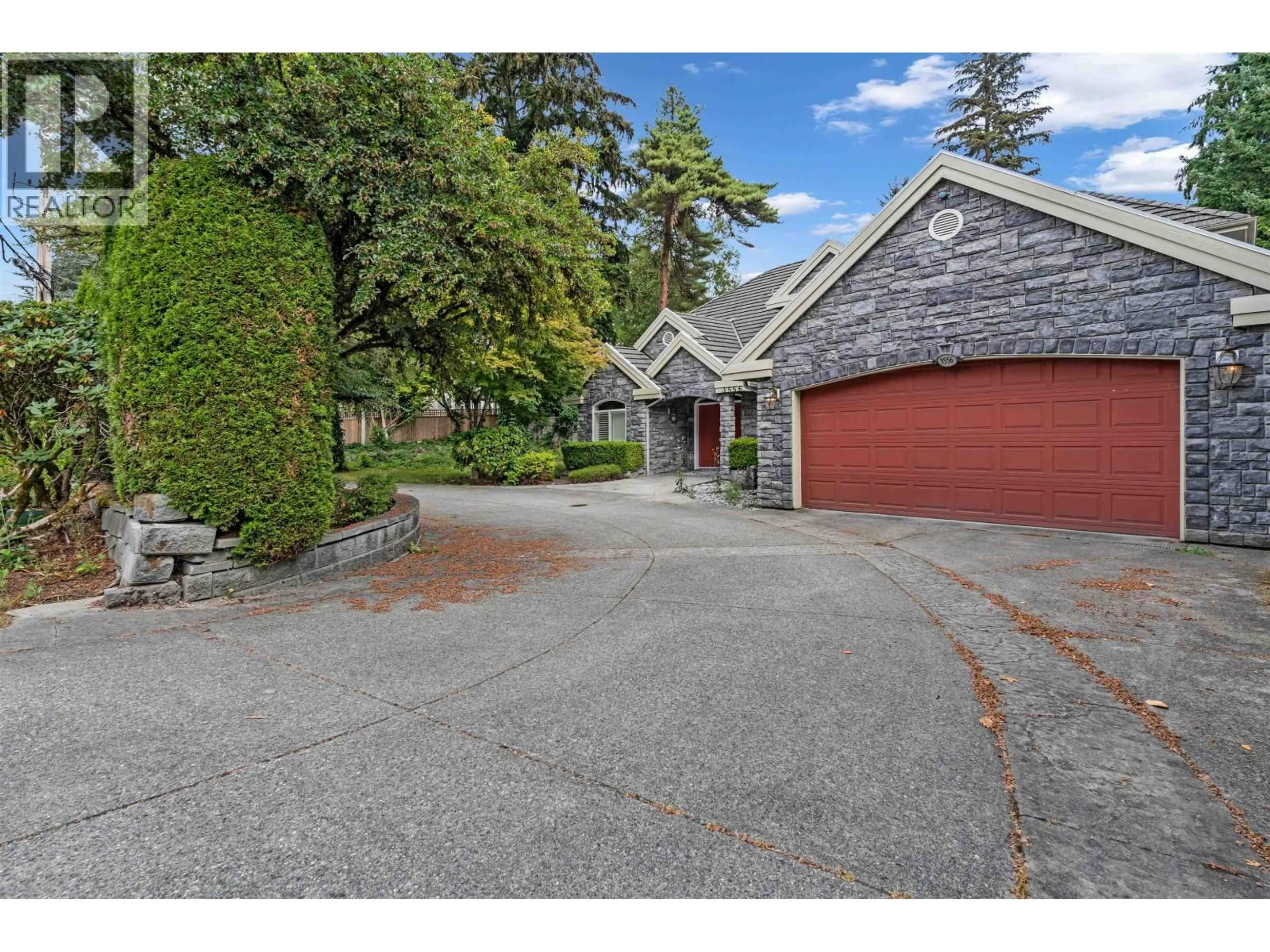 Unknown for 3556 LAKEDALE AVENUE, Burnaby British Columbia V5A3E3