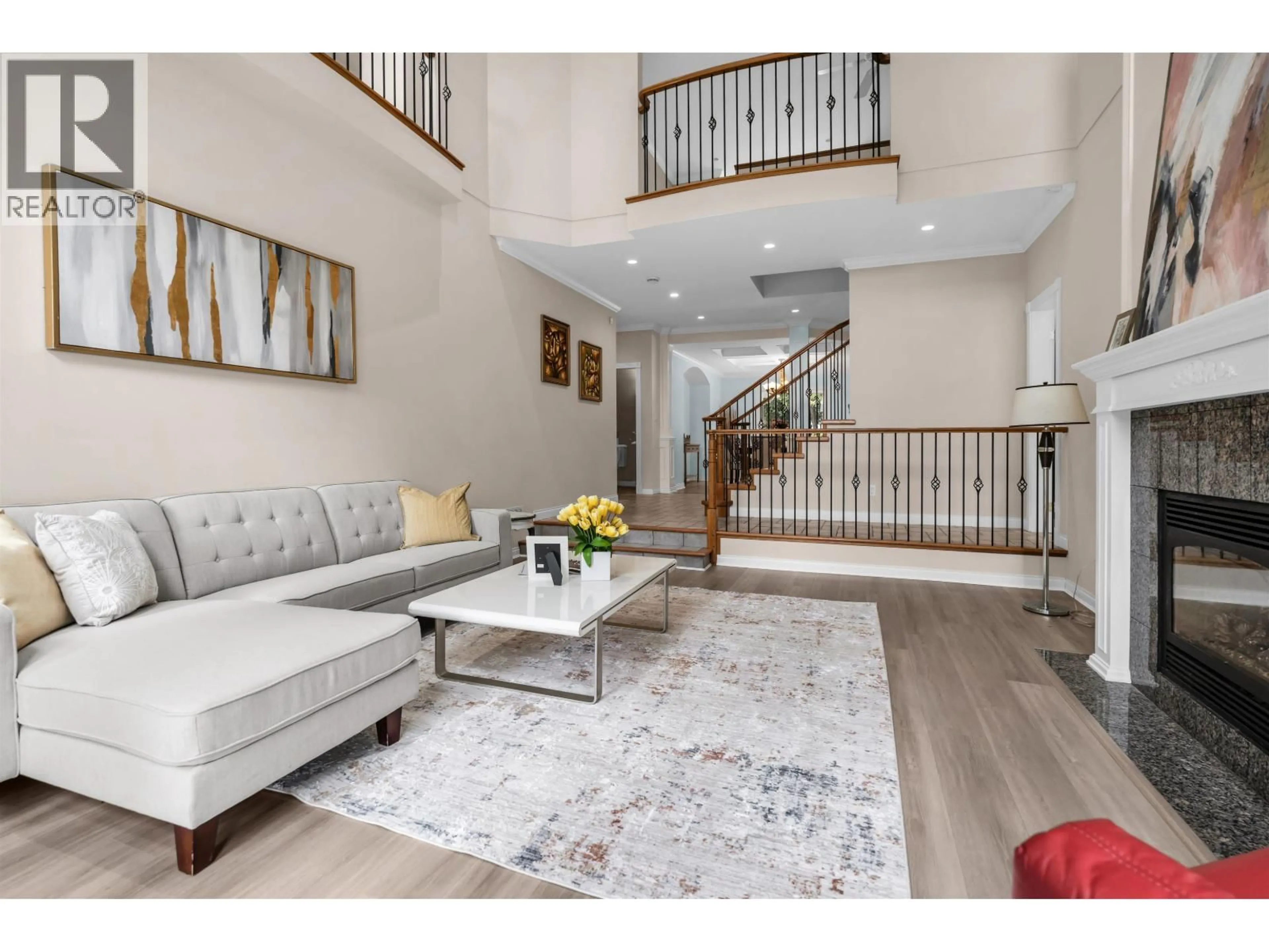 Unknown for 3556 LAKEDALE AVENUE, Burnaby British Columbia V5A3E3
