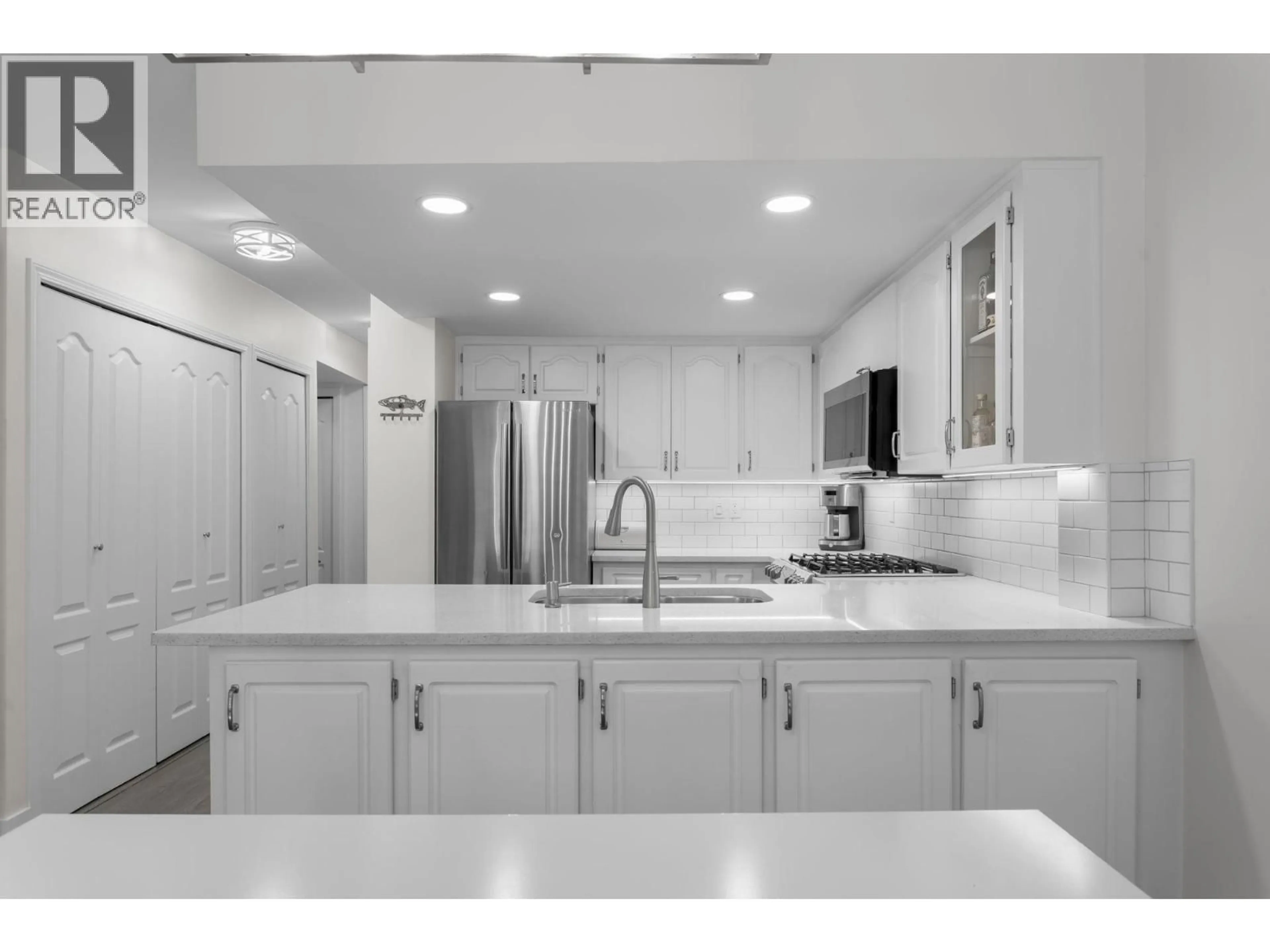 Unknown for 8572 WILDERNESS COURT, Burnaby British Columbia V5A4B2