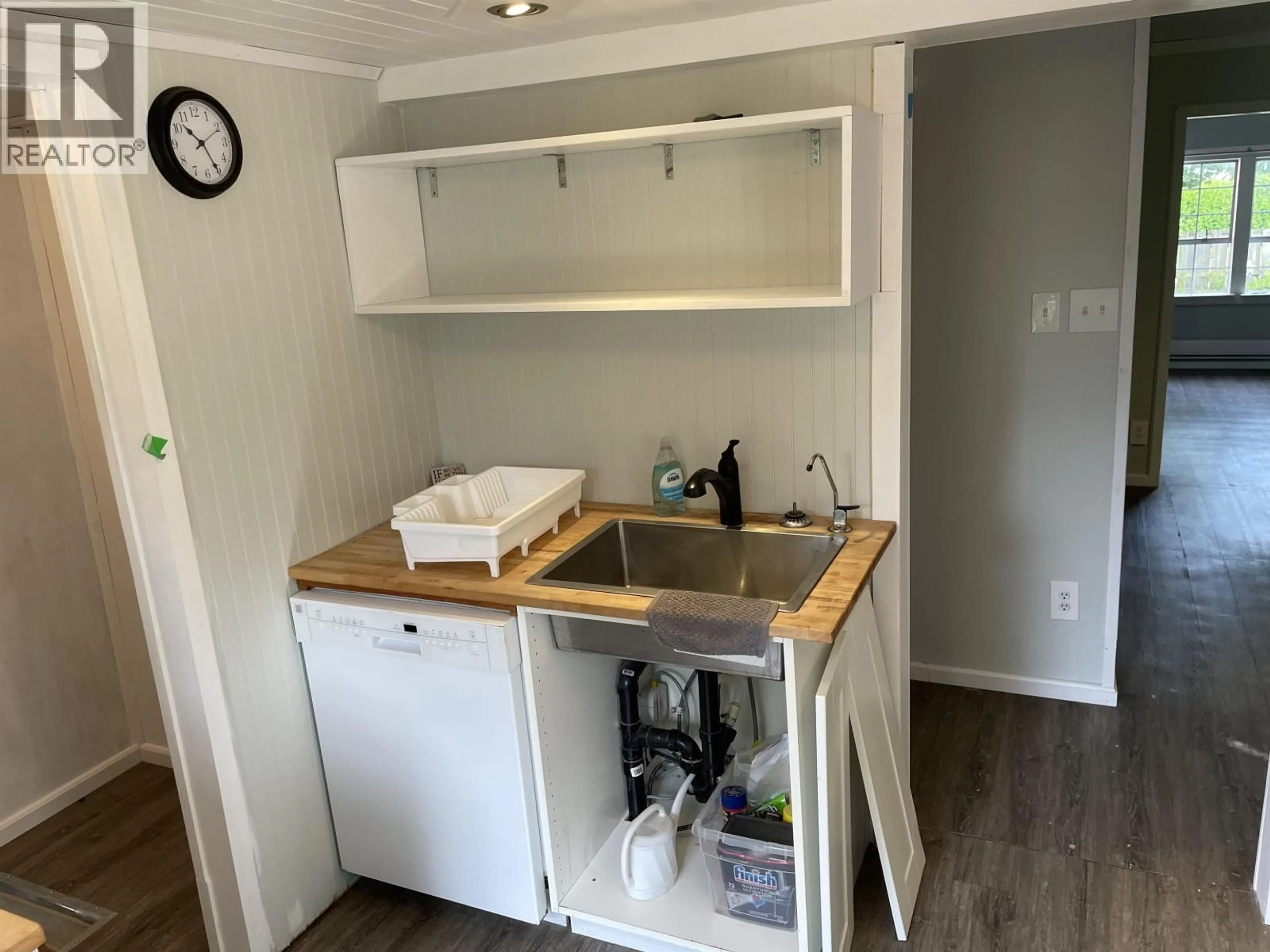 Standard kitchen, unknown for 4729 WALSH AVENUE, Terrace British Columbia V8G1Y7