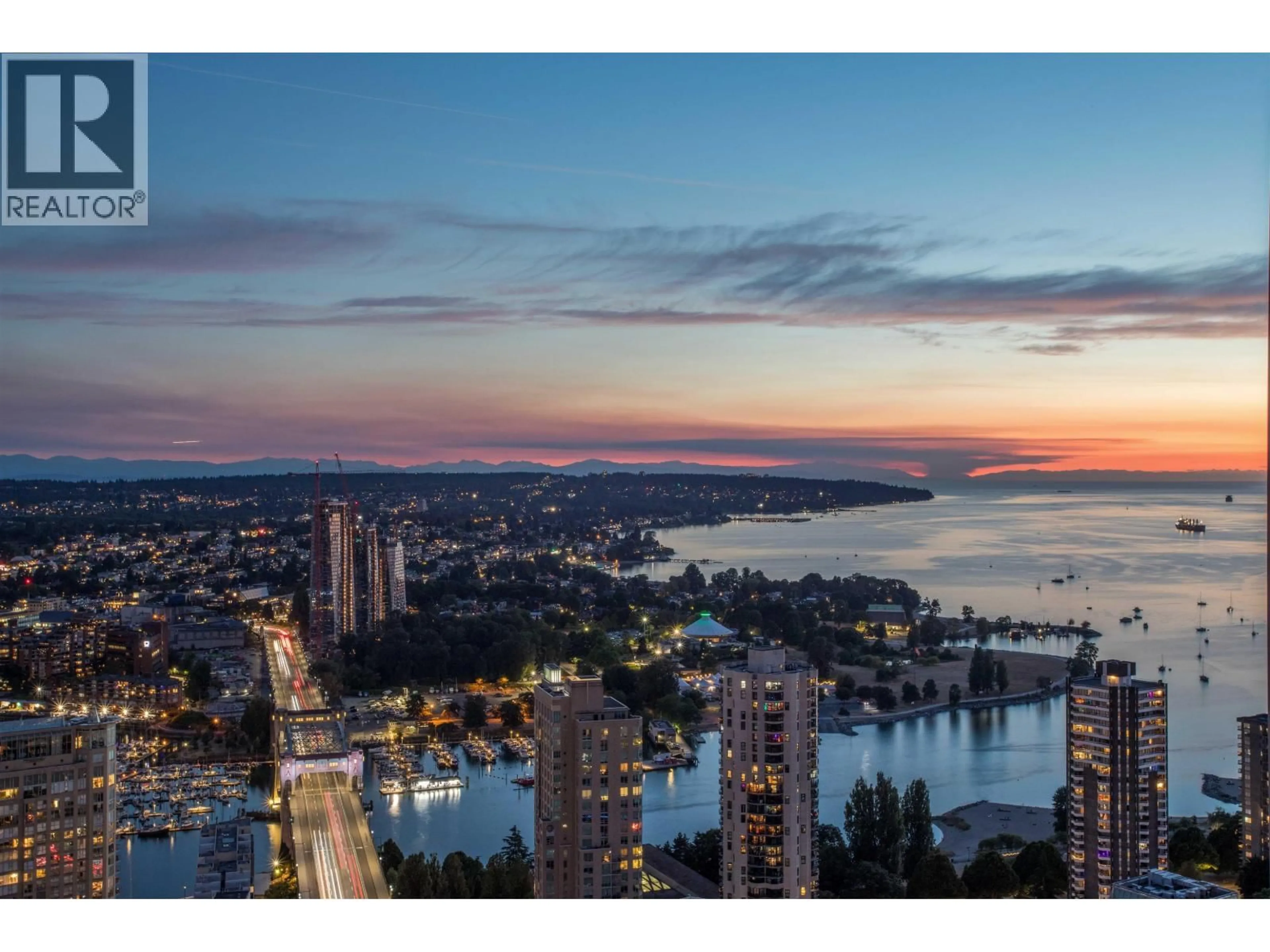 A pic from outside/outdoor area/front of a property/back of a property/a pic from drone, water/lake/river/ocean view for 4608 - 1289 HORNBY STREET, Vancouver British Columbia V6Z0G7