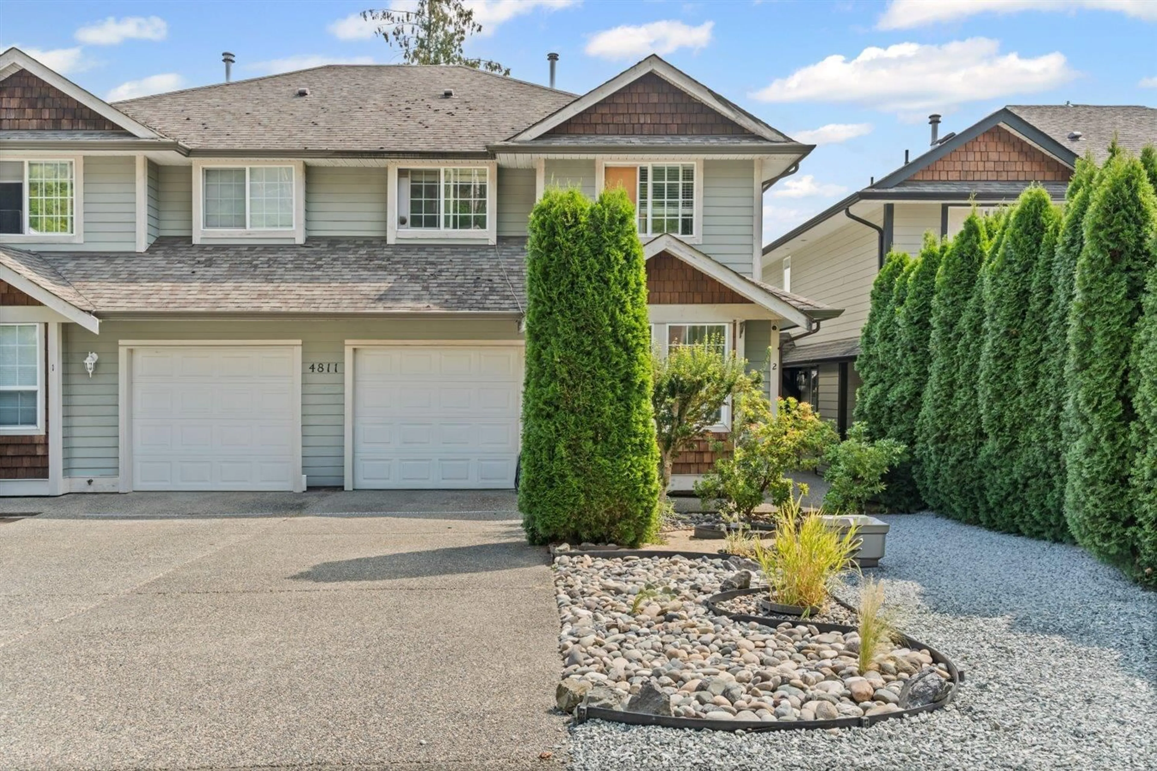 Home with vinyl exterior material, street for 2 - 4811 TESKEY ROAD, Chilliwack British Columbia V2R5W8