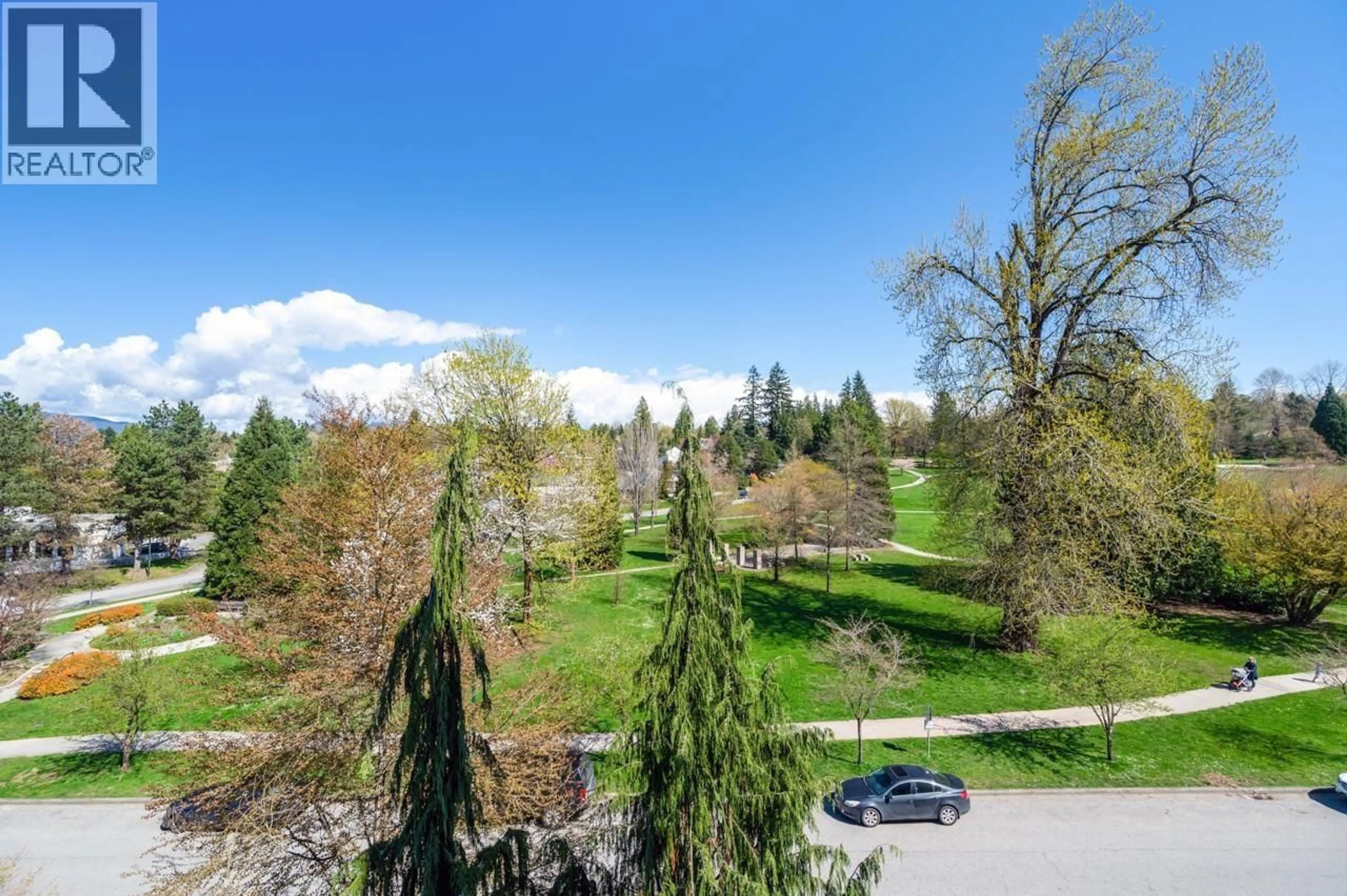 A pic from outside/outdoor area/front of a property/back of a property/a pic from drone, forest/trees view for 403 - 4685 VALLEY DRIVE, Vancouver British Columbia V6J5M2