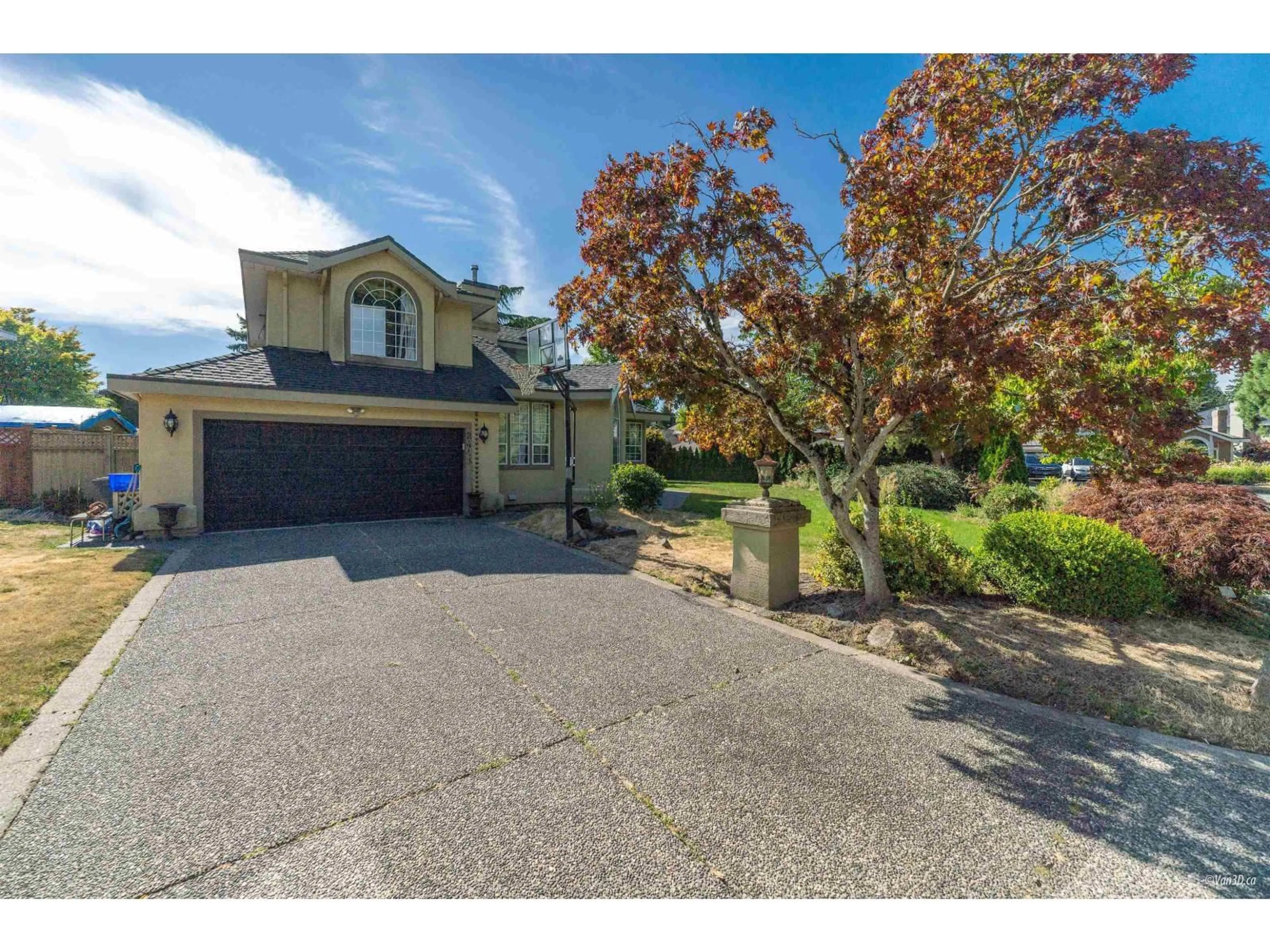 A pic from outside/outdoor area/front of a property/back of a property/a pic from drone, street for 2443 150, Surrey British Columbia V4P1N9