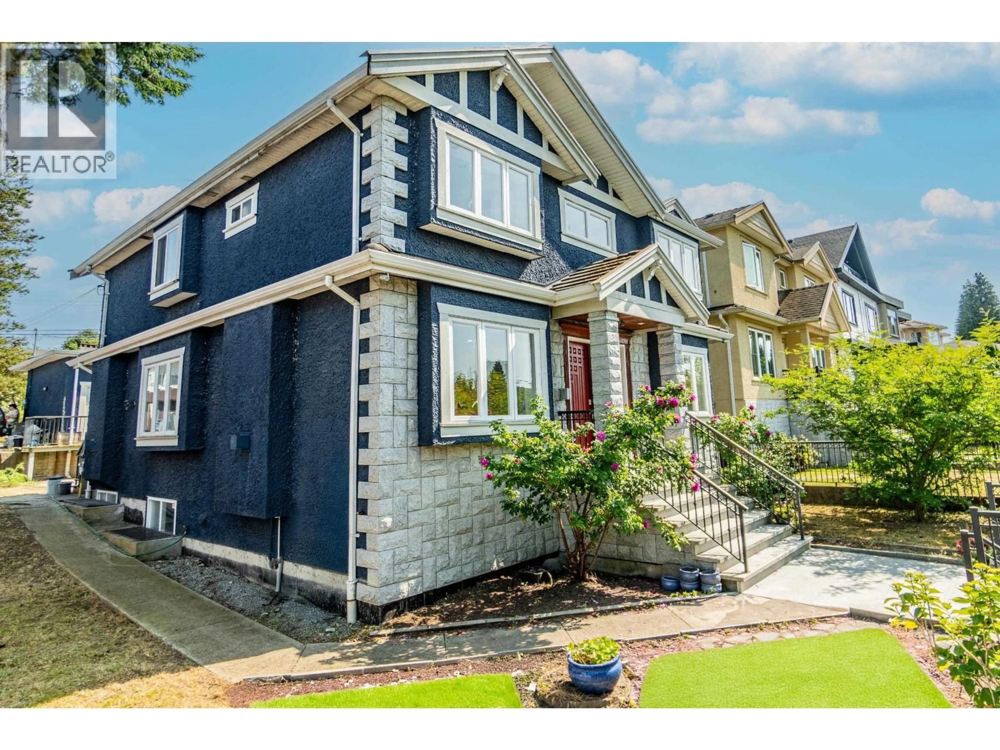 Home with brick exterior material, street for 3394 SEAFORTH DRIVE, Vancouver British Columbia V5M4C5