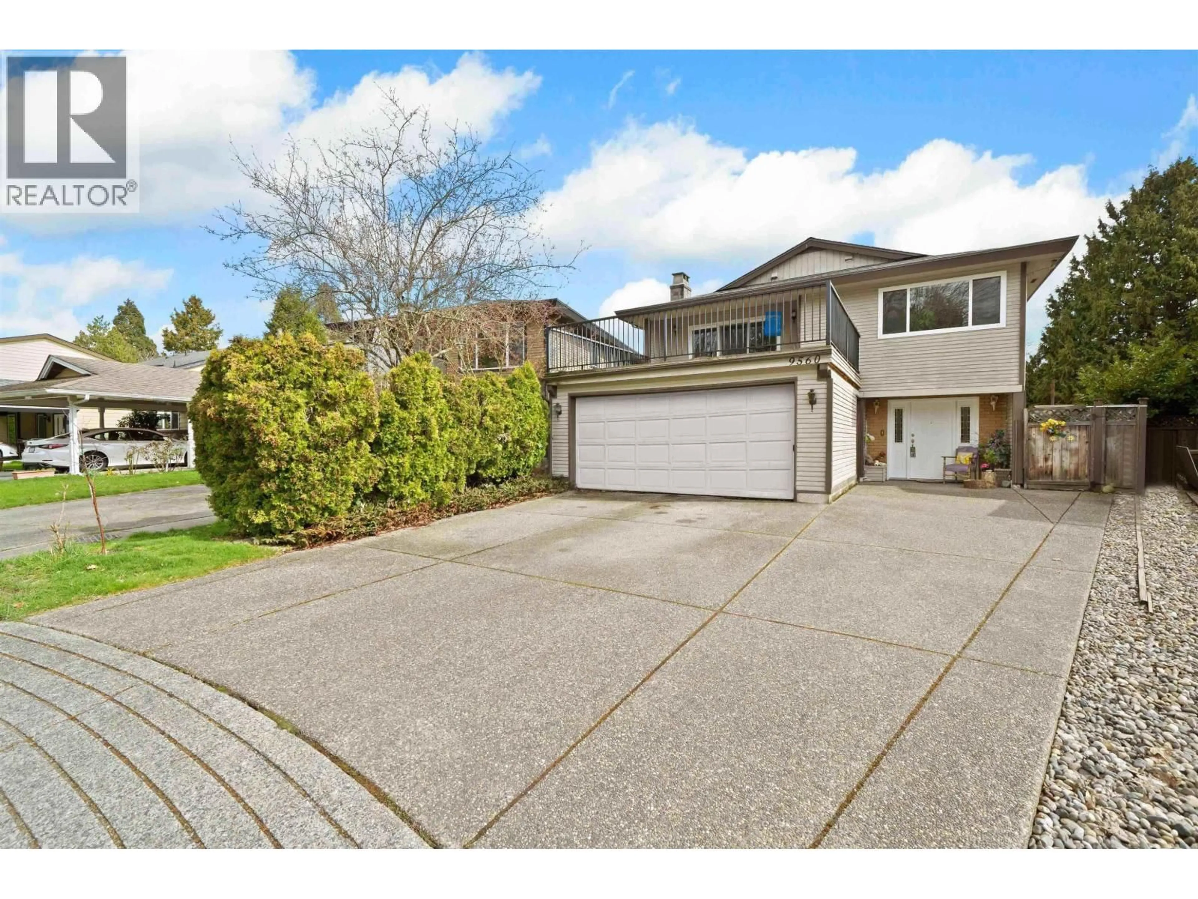 A pic from outside/outdoor area/front of a property/back of a property/a pic from drone, street for 9560 PARKSVILLE DRIVE, Richmond British Columbia V7E4M9