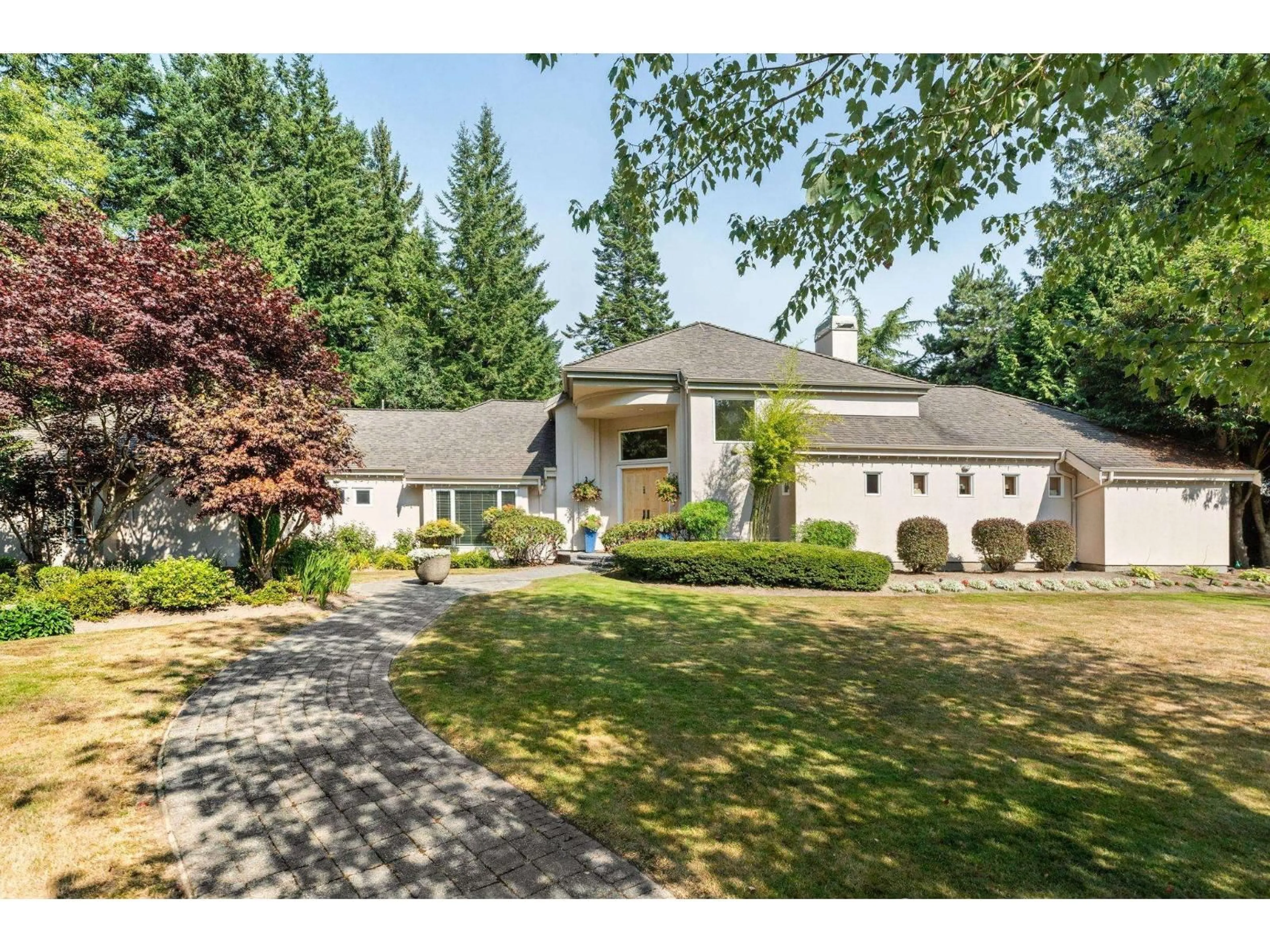 Home with vinyl exterior material, street for 3036 139, Surrey British Columbia V4P2C1