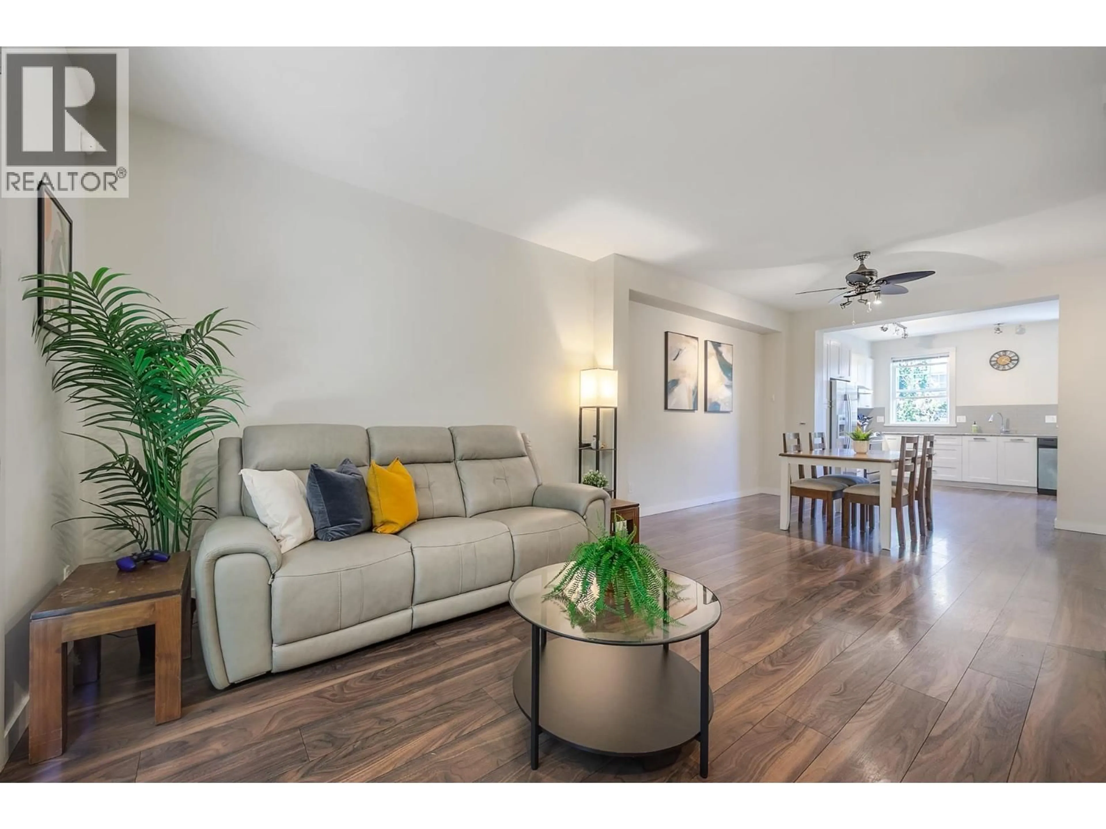 Living room with furniture, wood/laminate floor for 82 - 688 EDGAR AVENUE, Coquitlam British Columbia V3K0A5