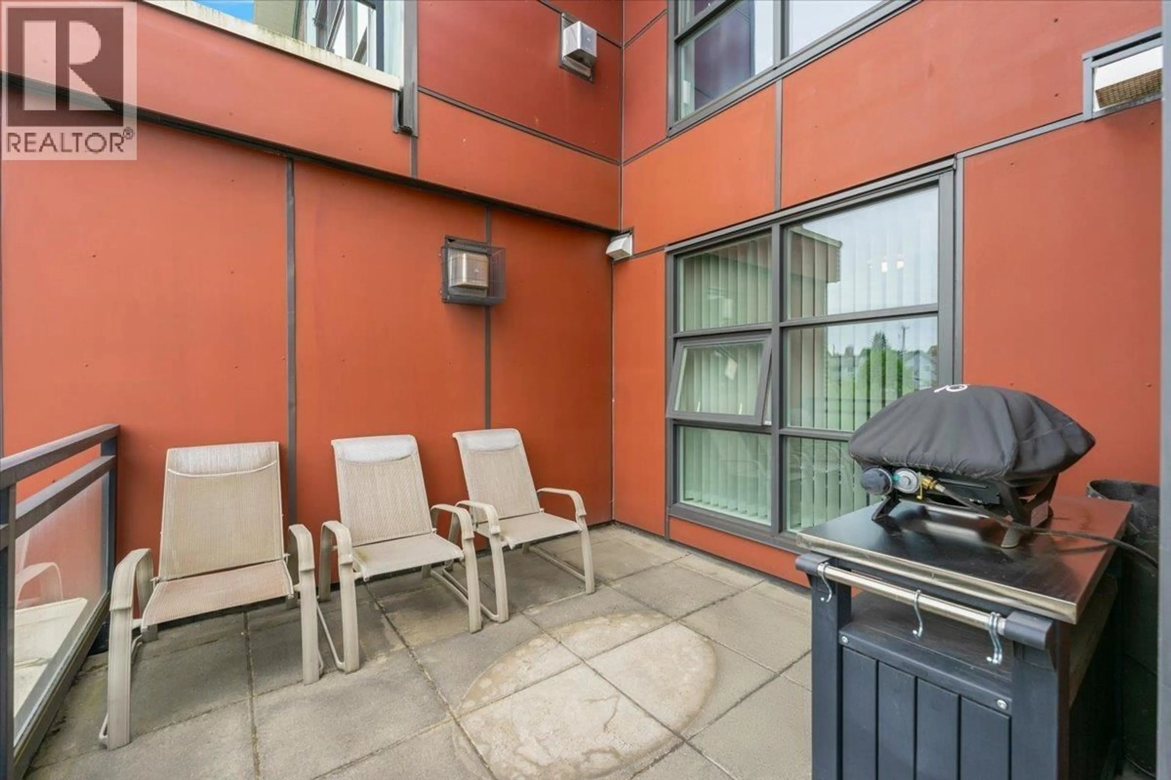 Patio, unknown for 409 - 3255 SMITH AVENUE, Burnaby British Columbia V5G0B5
