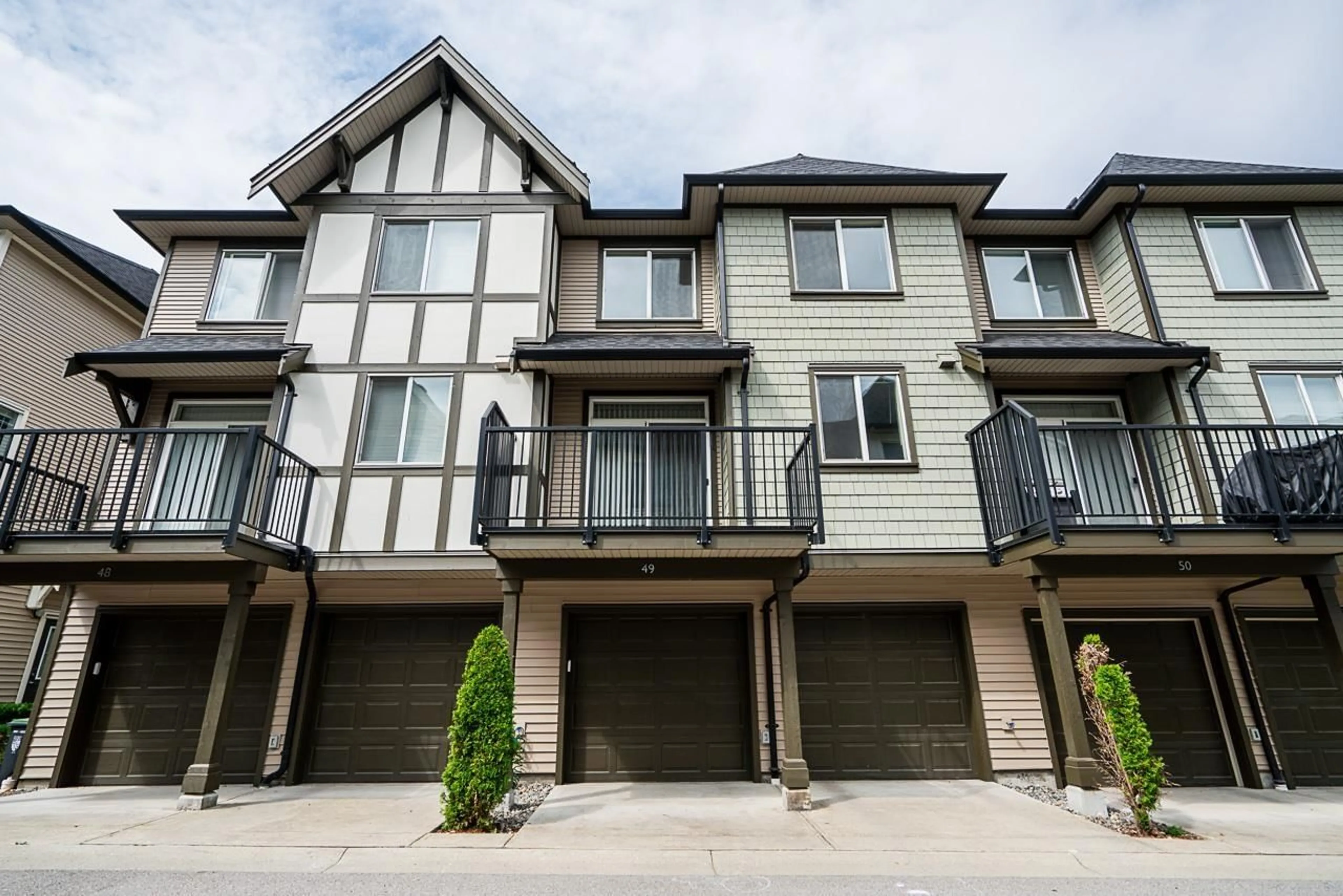 A pic from outside/outdoor area/front of a property/back of a property/a pic from drone, street for 49 - 8138 204, Langley British Columbia V2Y0T4