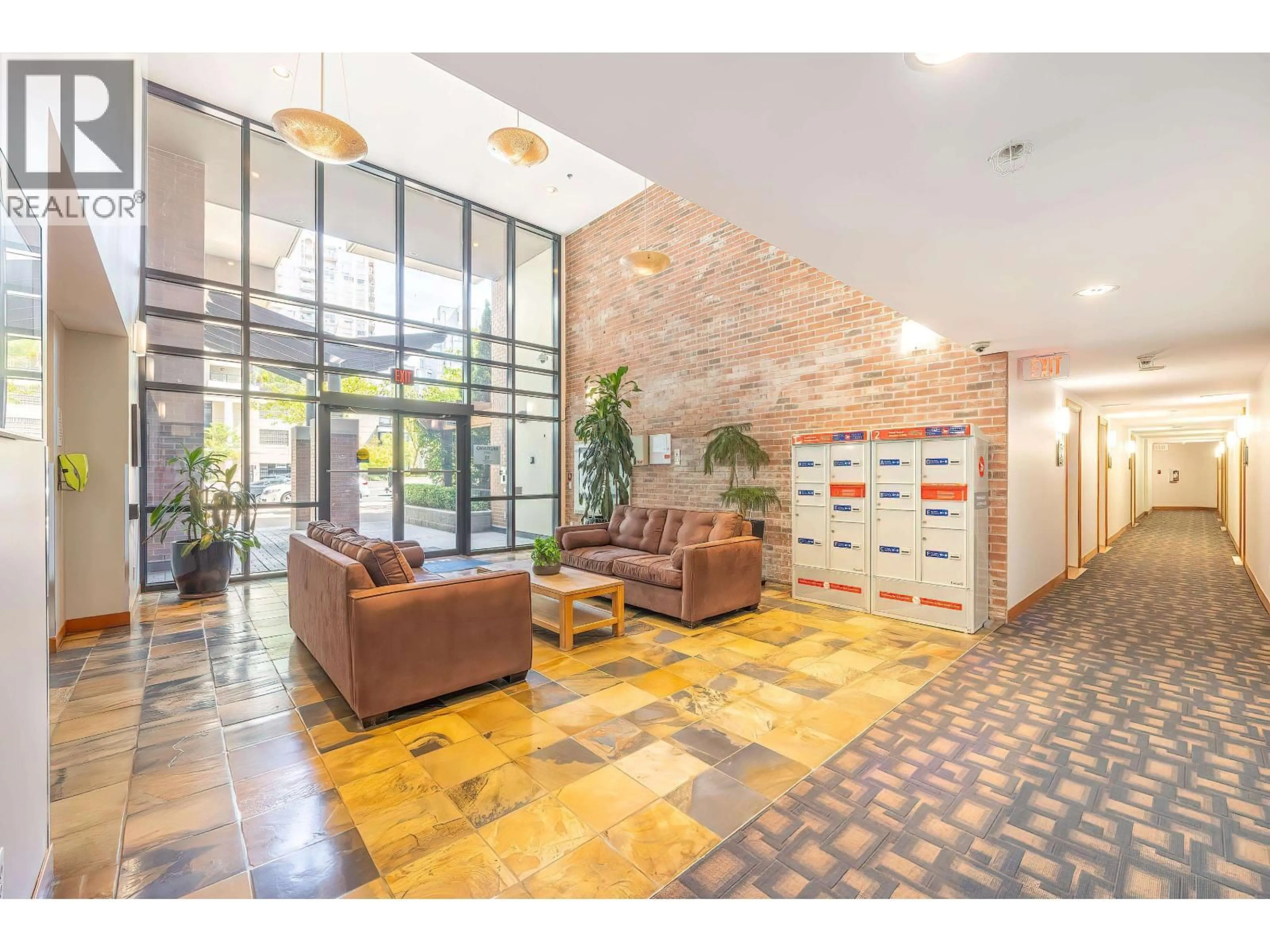 Unknown for 214 - 10 RENAISSANCE SQUARE, New Westminster British Columbia V3M7B1