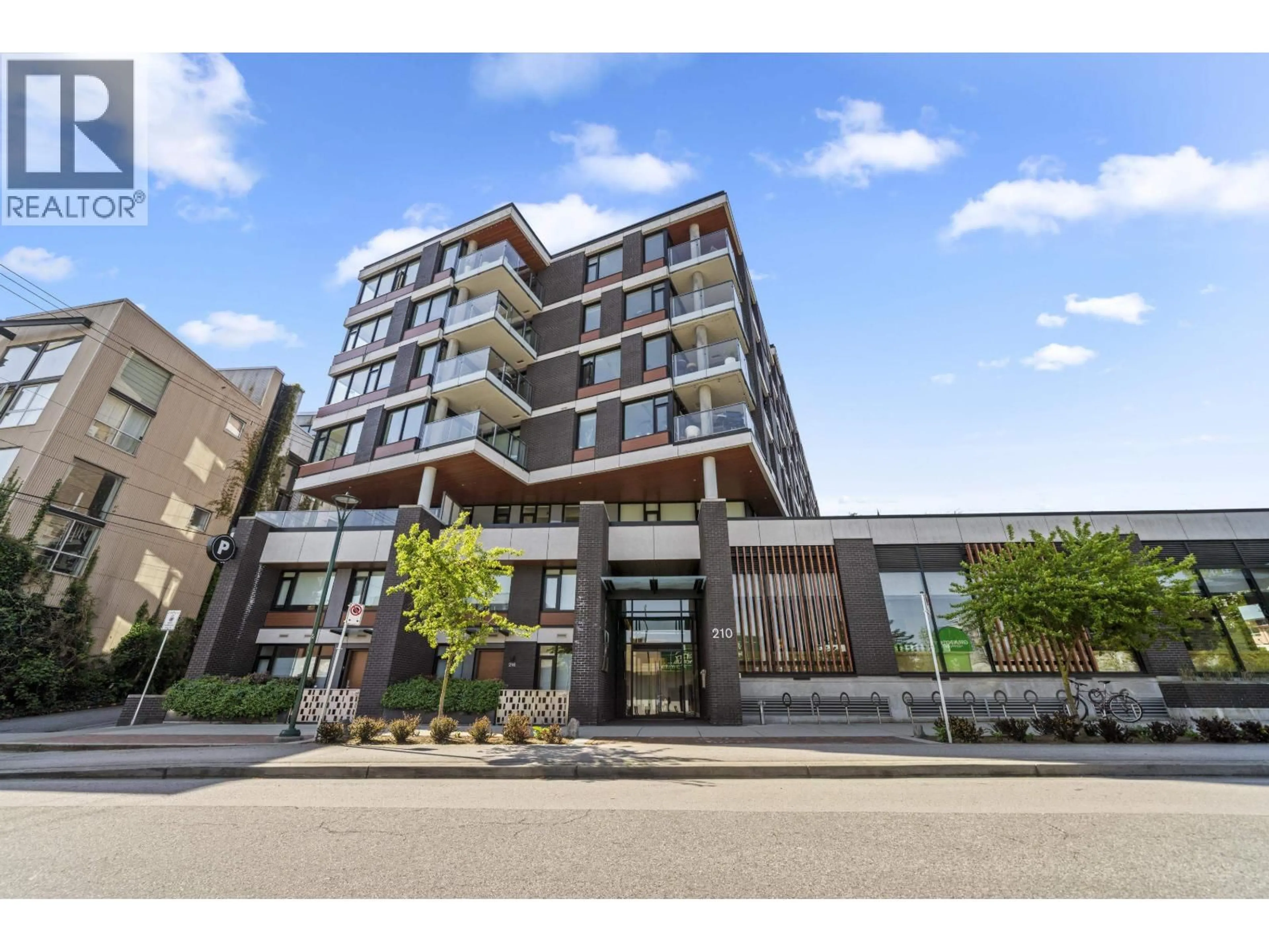 Unknown for 302 - 210 5TH AVENUE, Vancouver British Columbia V5T0K1