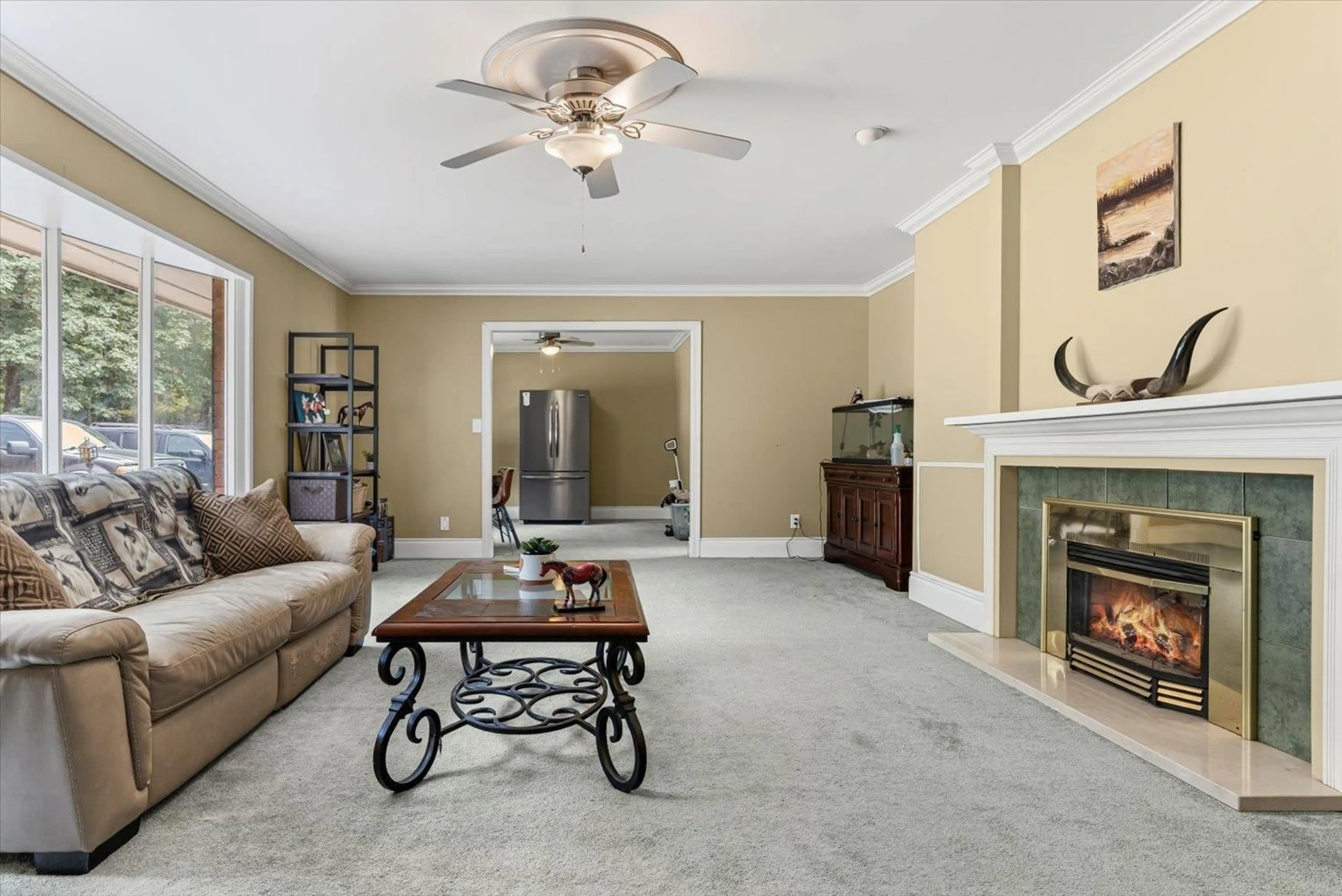 Living room with furniture, unknown for 41509 NO. 5 ROAD, Chilliwack British Columbia V2R5J7