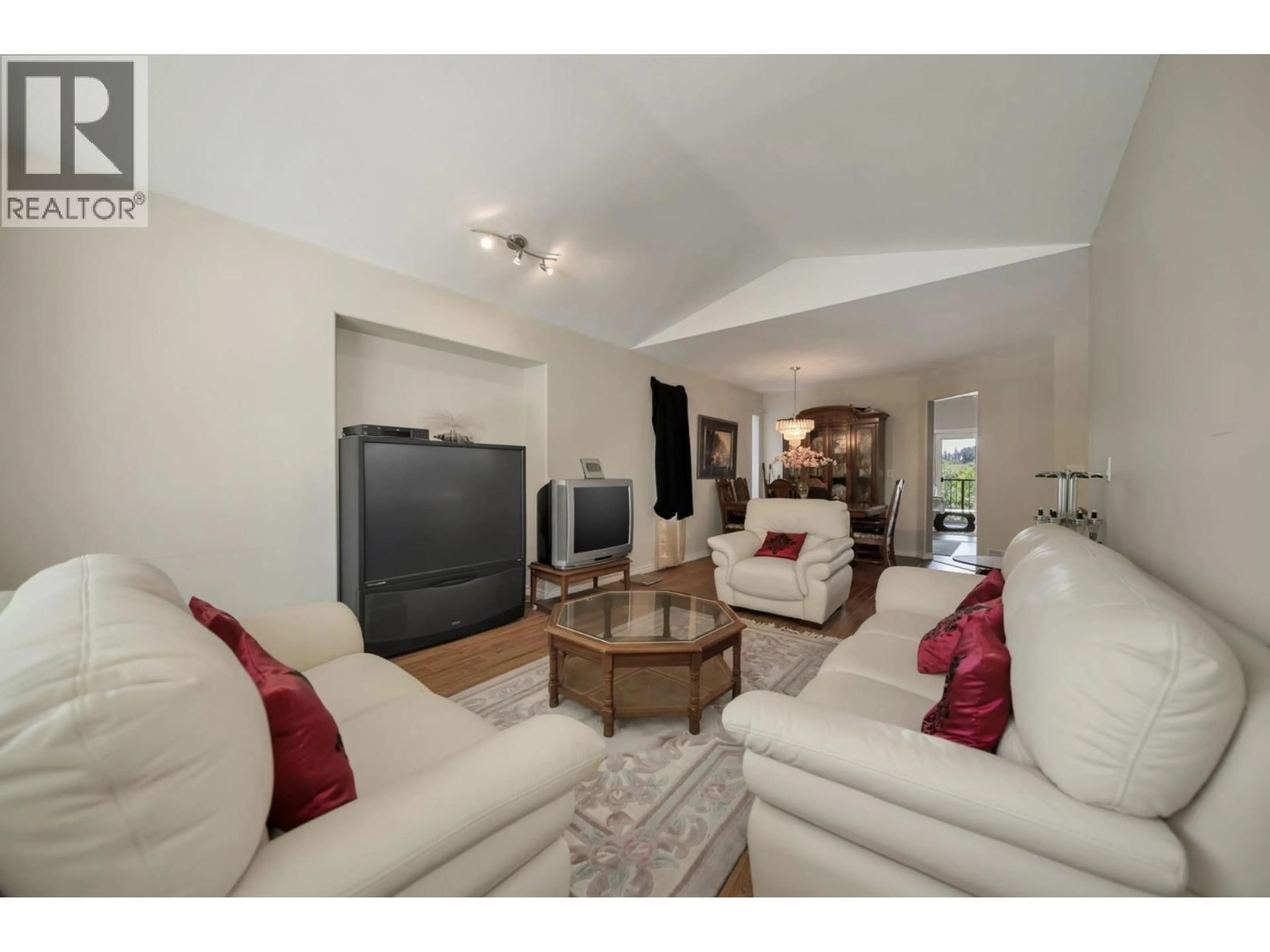 Living room with furniture, unknown for 23860 118 AVENUE, Maple Ridge British Columbia V4R1Y9