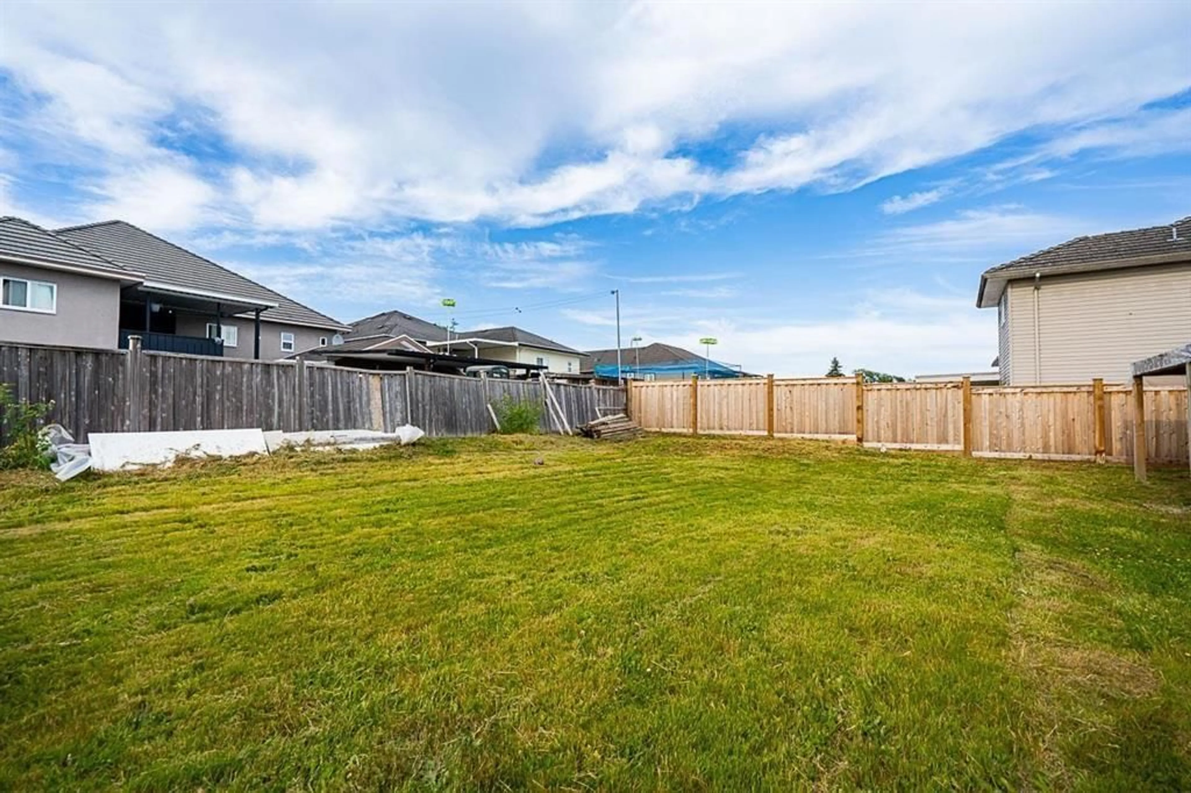 A pic from outside/outdoor area/front of a property/back of a property/a pic from drone, unknown for 13421 87A, Surrey British Columbia V3W6B7
