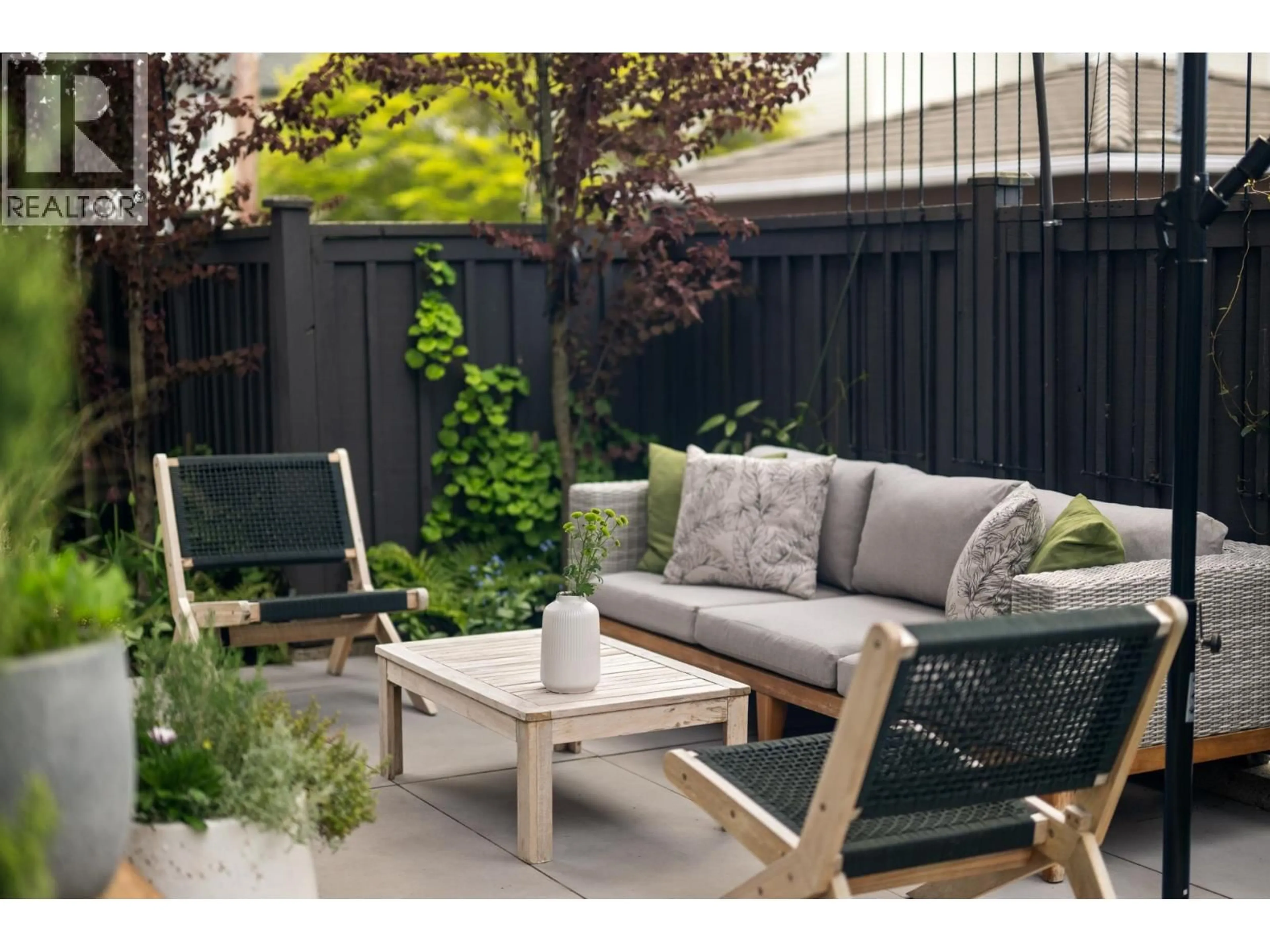 Patio, street for 104 - 1928 11TH AVENUE, Vancouver British Columbia V5N1Z2