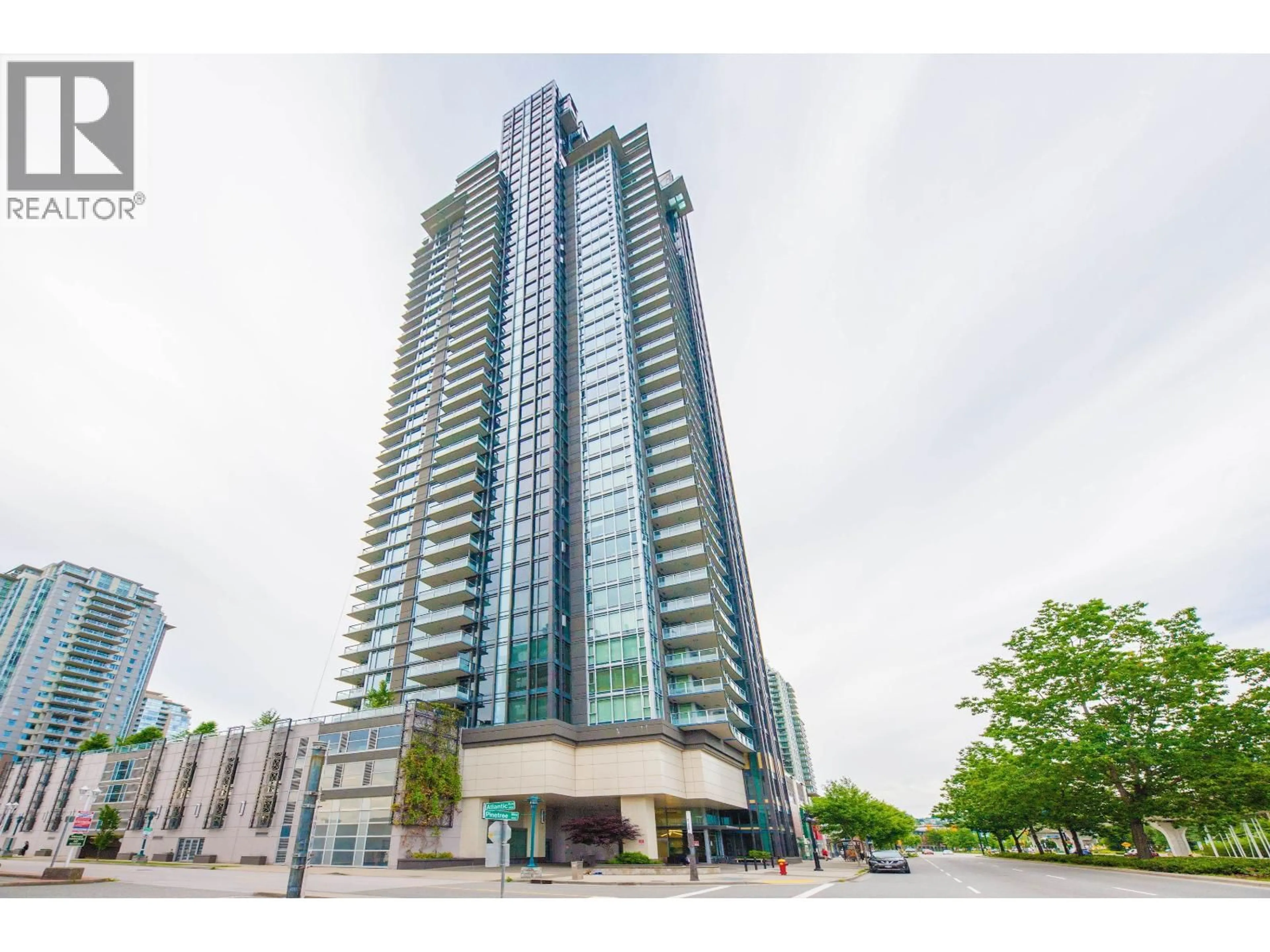 Indoor foyer for 1109 - 1188 PINETREE WAY, Coquitlam British Columbia V3B0K9