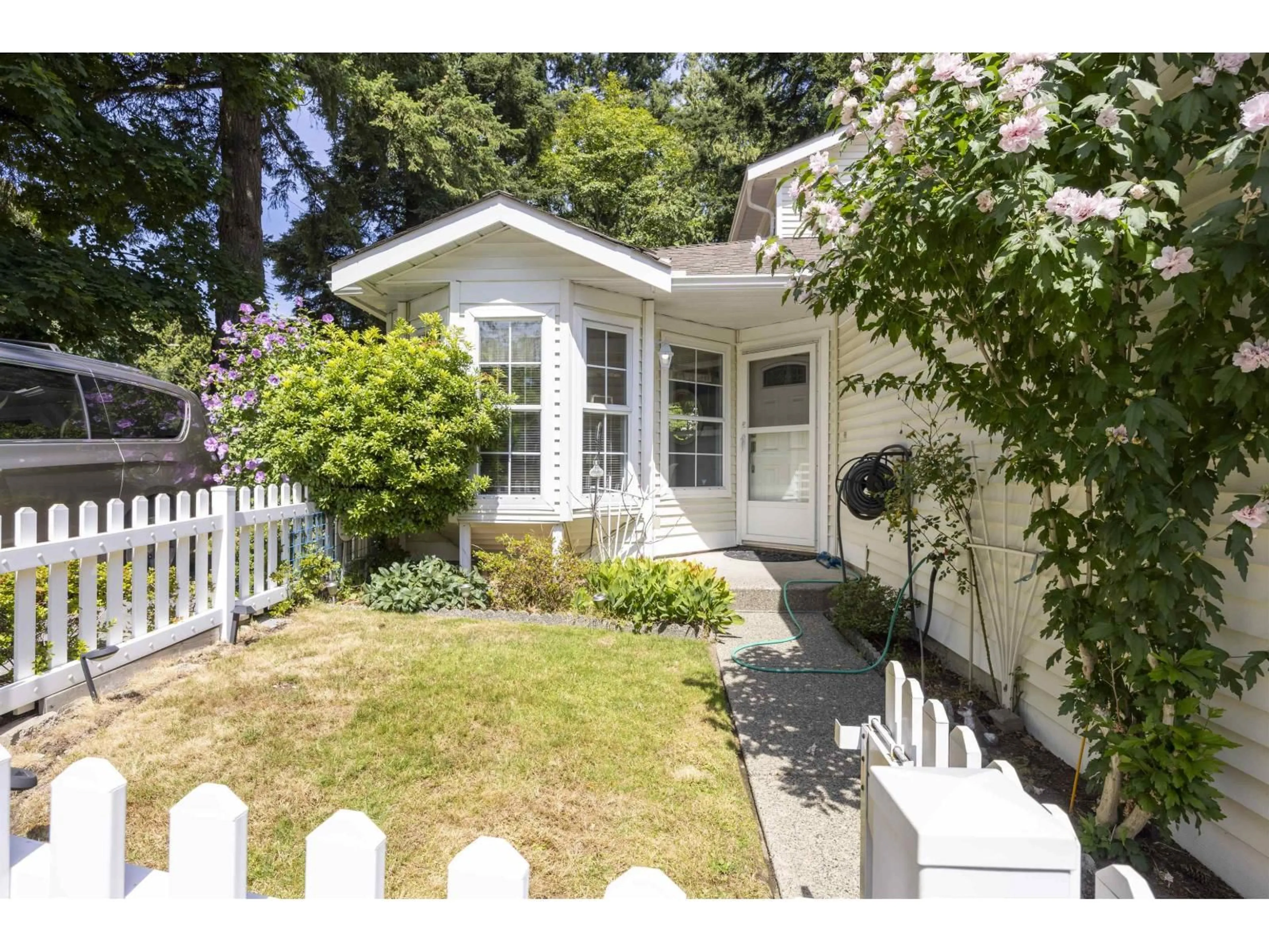 Home with vinyl exterior material, street for 58 - 6537 138, Surrey British Columbia V3W0C6