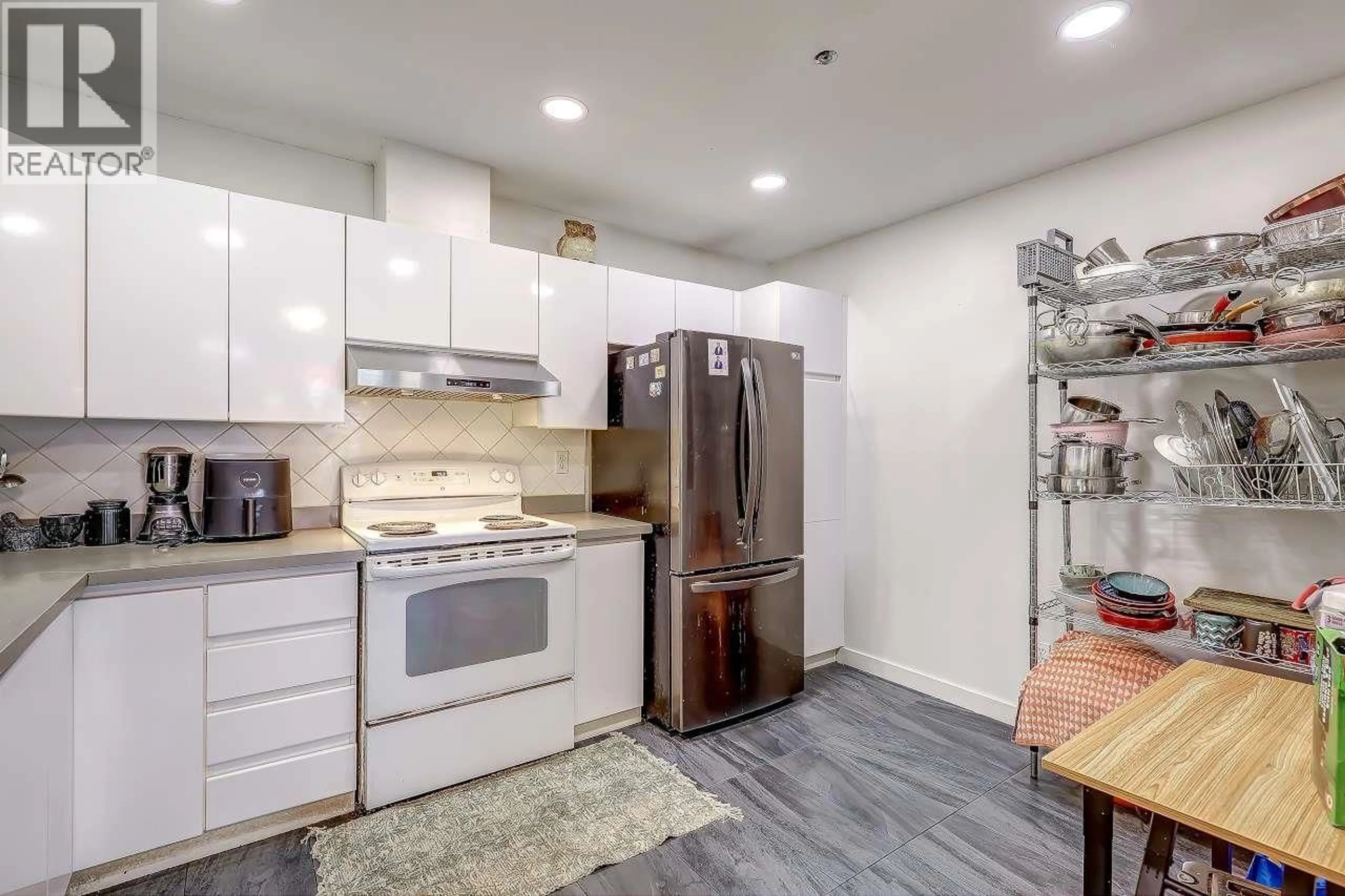 Open concept kitchen, unknown for 7 - 7633 ST. ALBANS ROAD, Richmond British Columbia V6Y3W7
