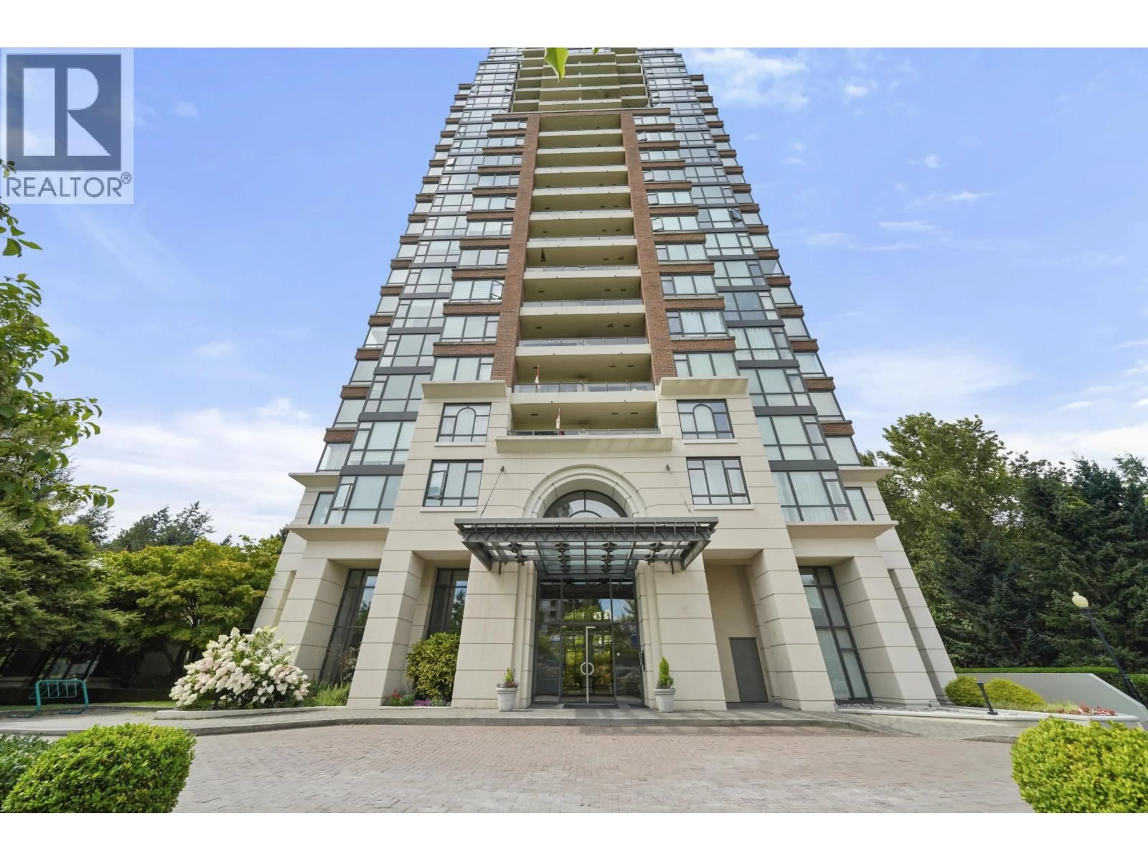 Indoor foyer for 407 - 6837 STATION HILL DRIVE, Burnaby British Columbia V3N5B7