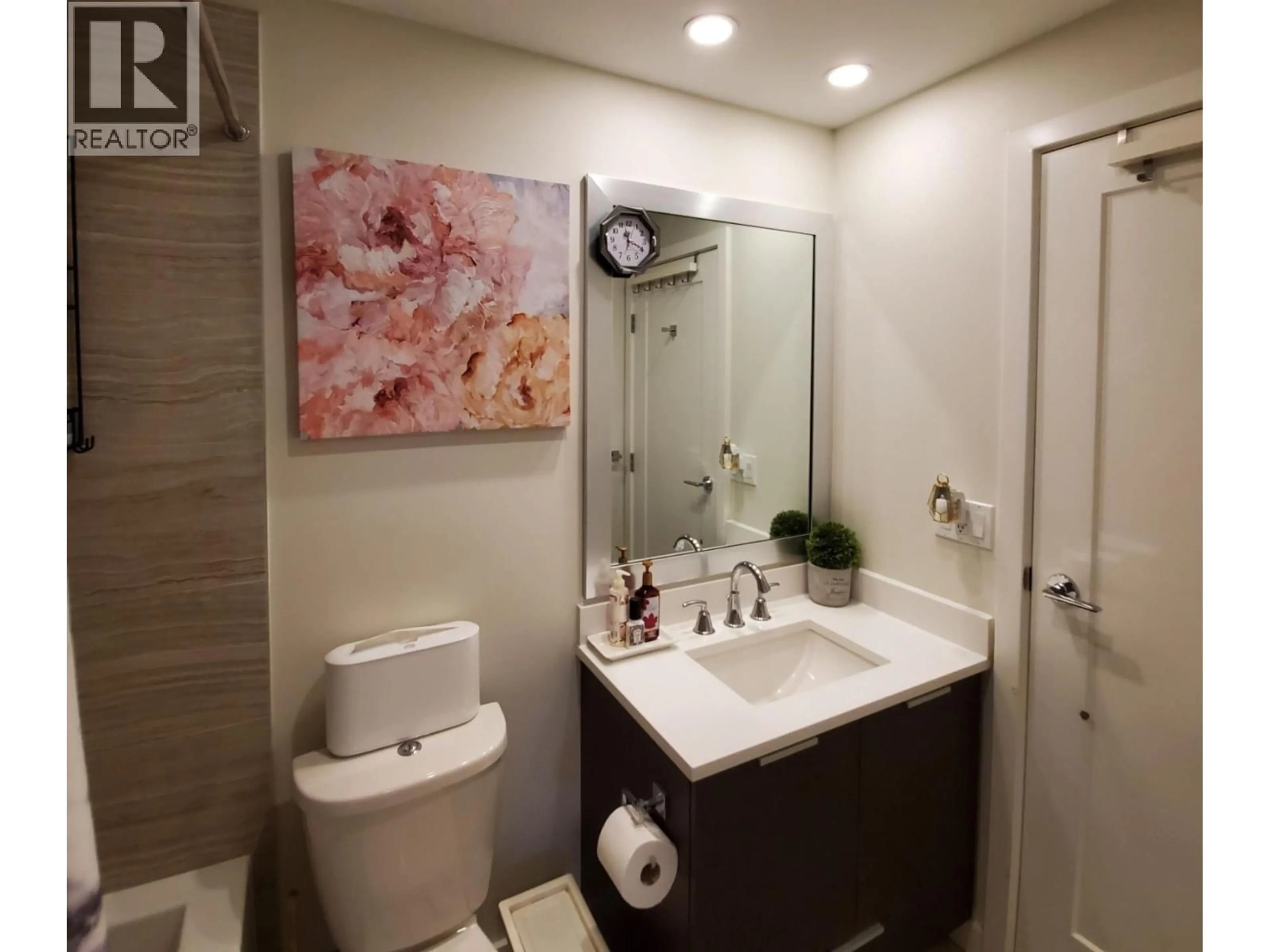 Standard bathroom, ceramic/tile floor for 506 - 8628 HAZELBRIDGE WAY, Richmond British Columbia V6X0R5