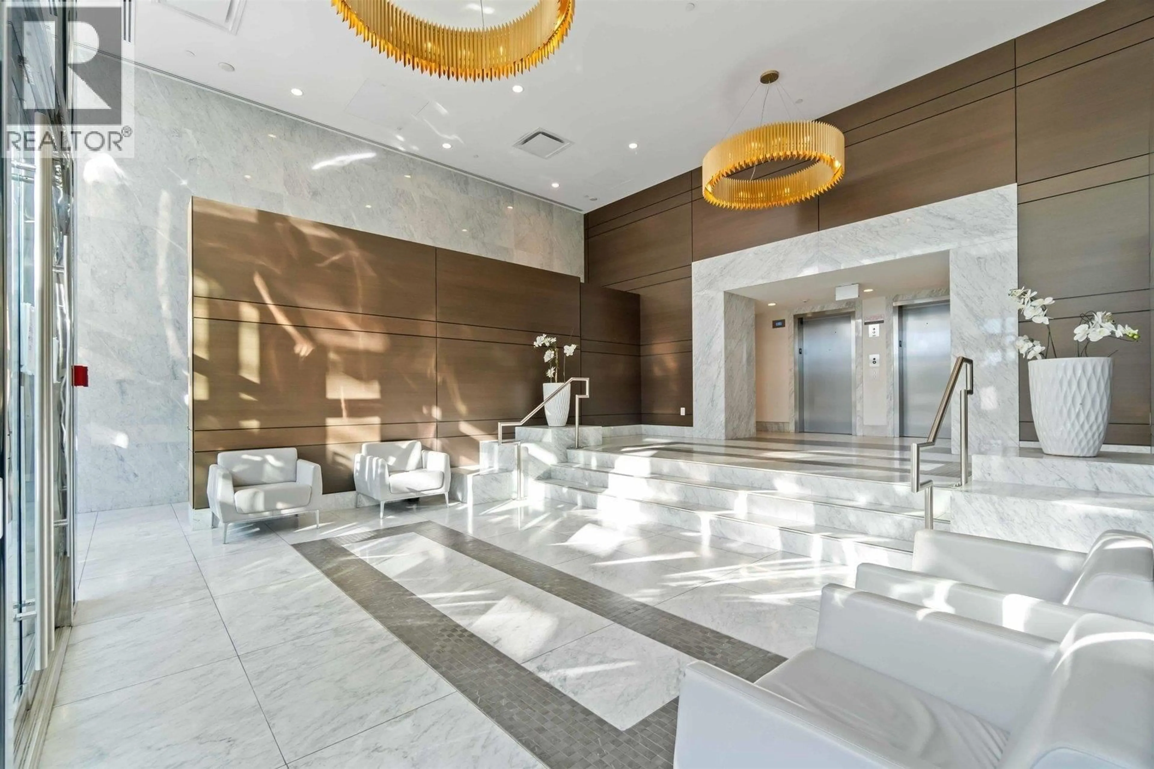 Lobby for 711 - 5580 NO.3 ROAD, Richmond British Columbia V6X0R8