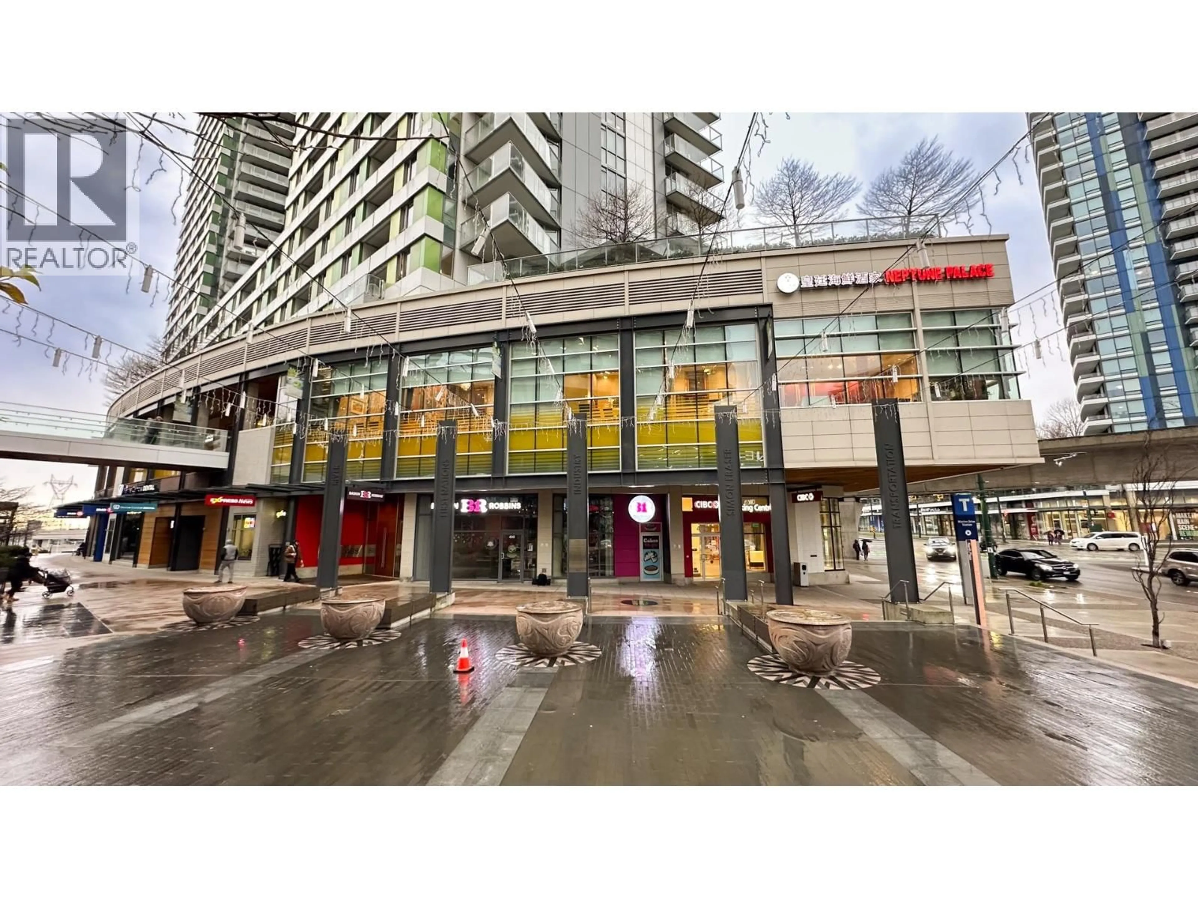 Indoor foyer for 3702 - 488 MARINE DRIVE, Vancouver British Columbia V5X0C6