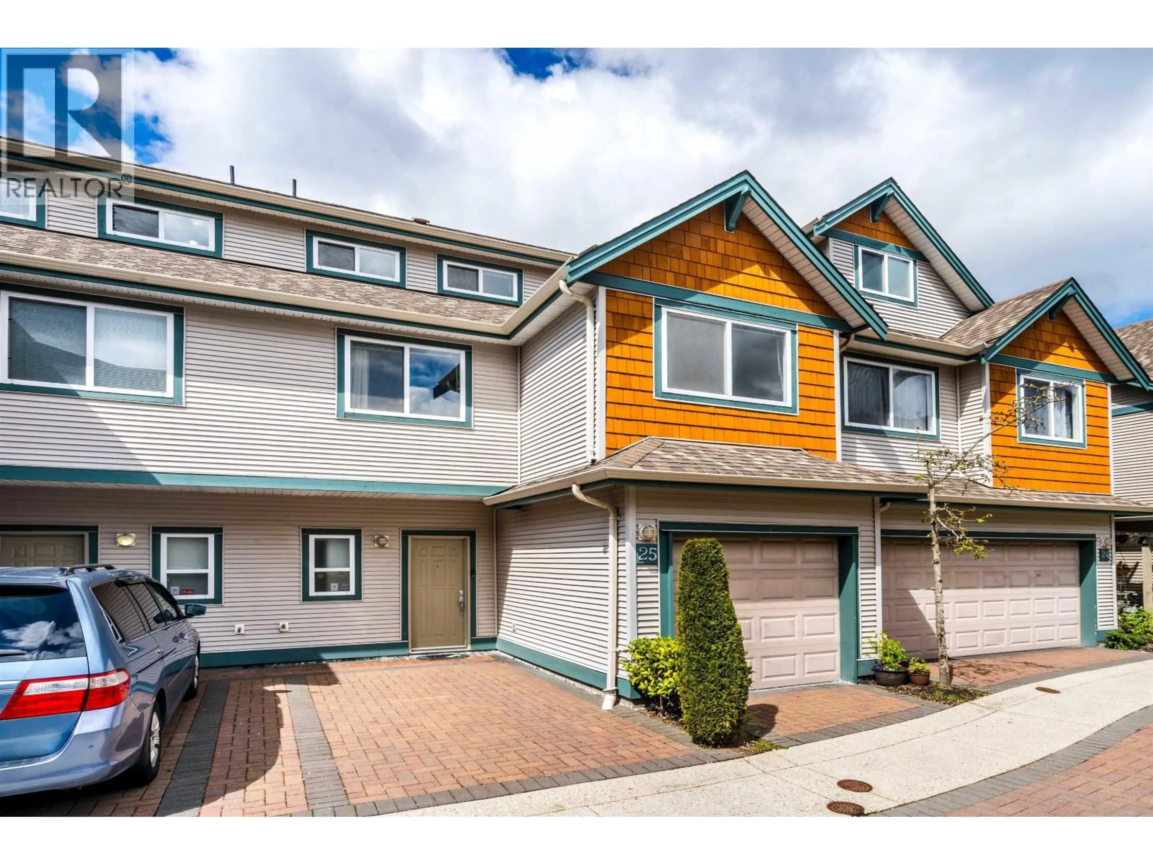 Home with vinyl exterior material, street for 25 - 10411 HALL AVENUE, Richmond British Columbia V6X4G7