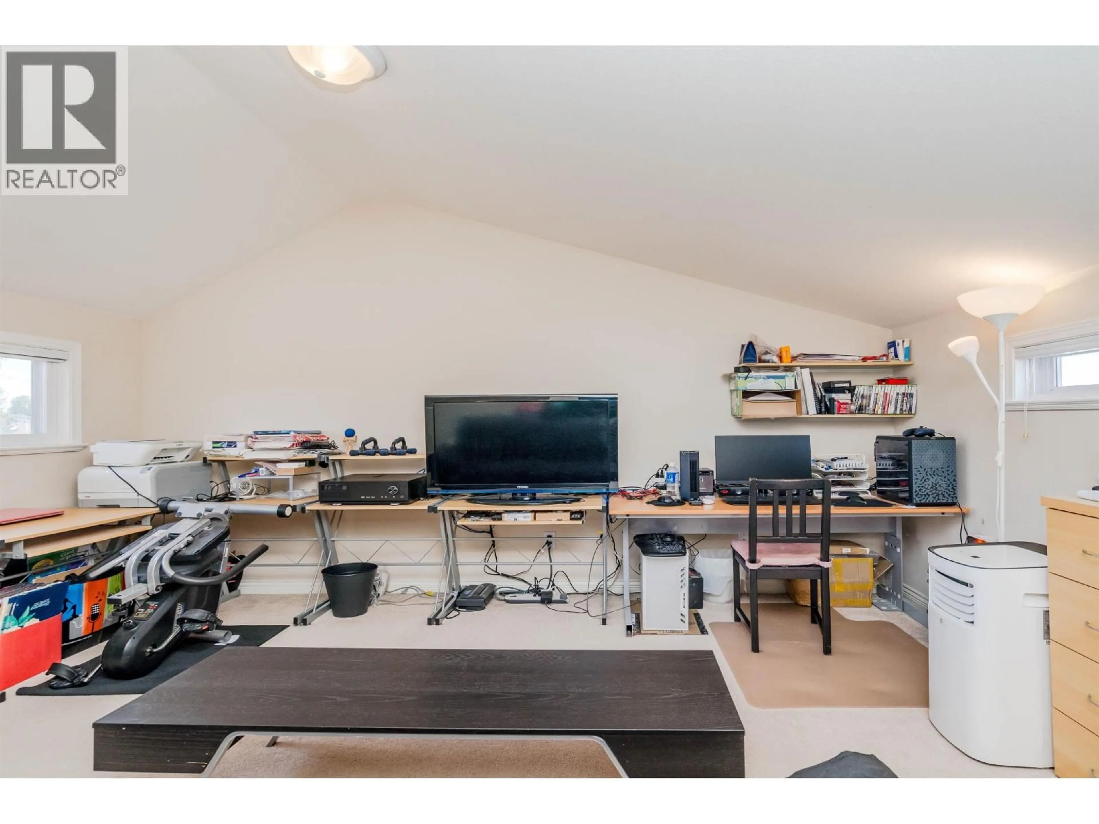 A pic of a room for 25 - 10411 HALL AVENUE, Richmond British Columbia V6X4G7