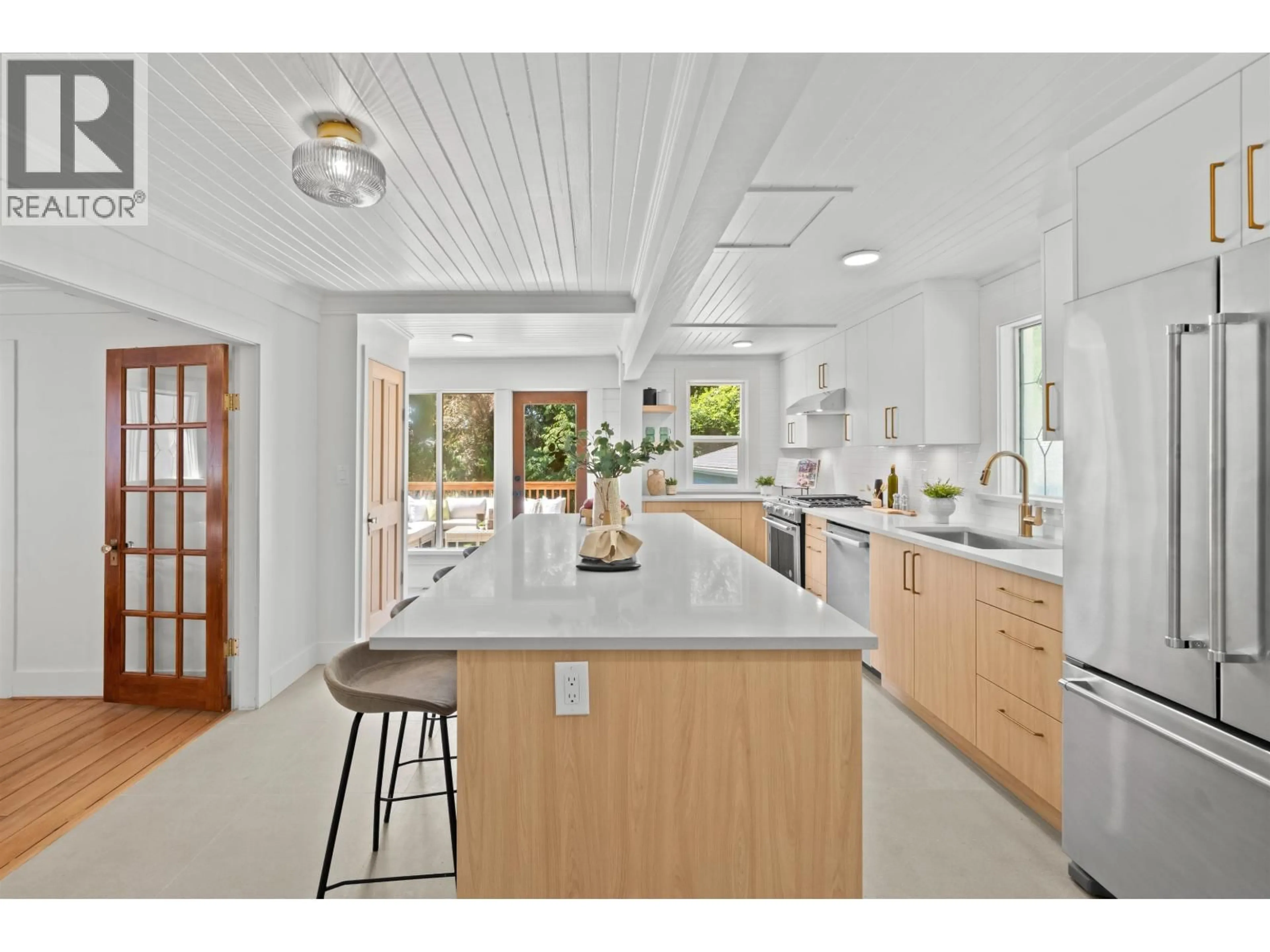 Open concept kitchen, unknown for 328 SECOND STREET, New Westminster British Columbia V3L2K8