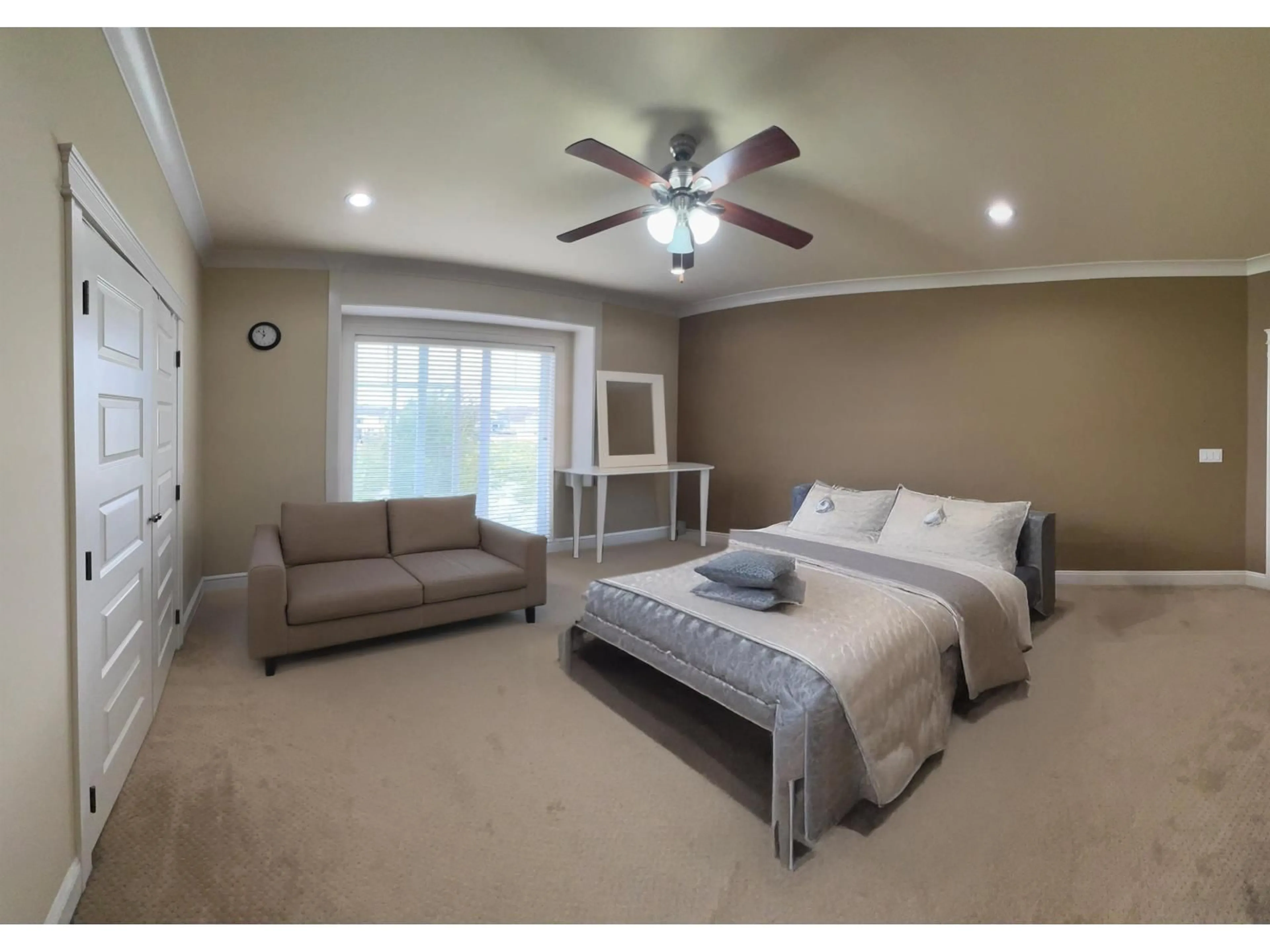 A pic of a room for 6671 125A, Surrey British Columbia V3W1V7