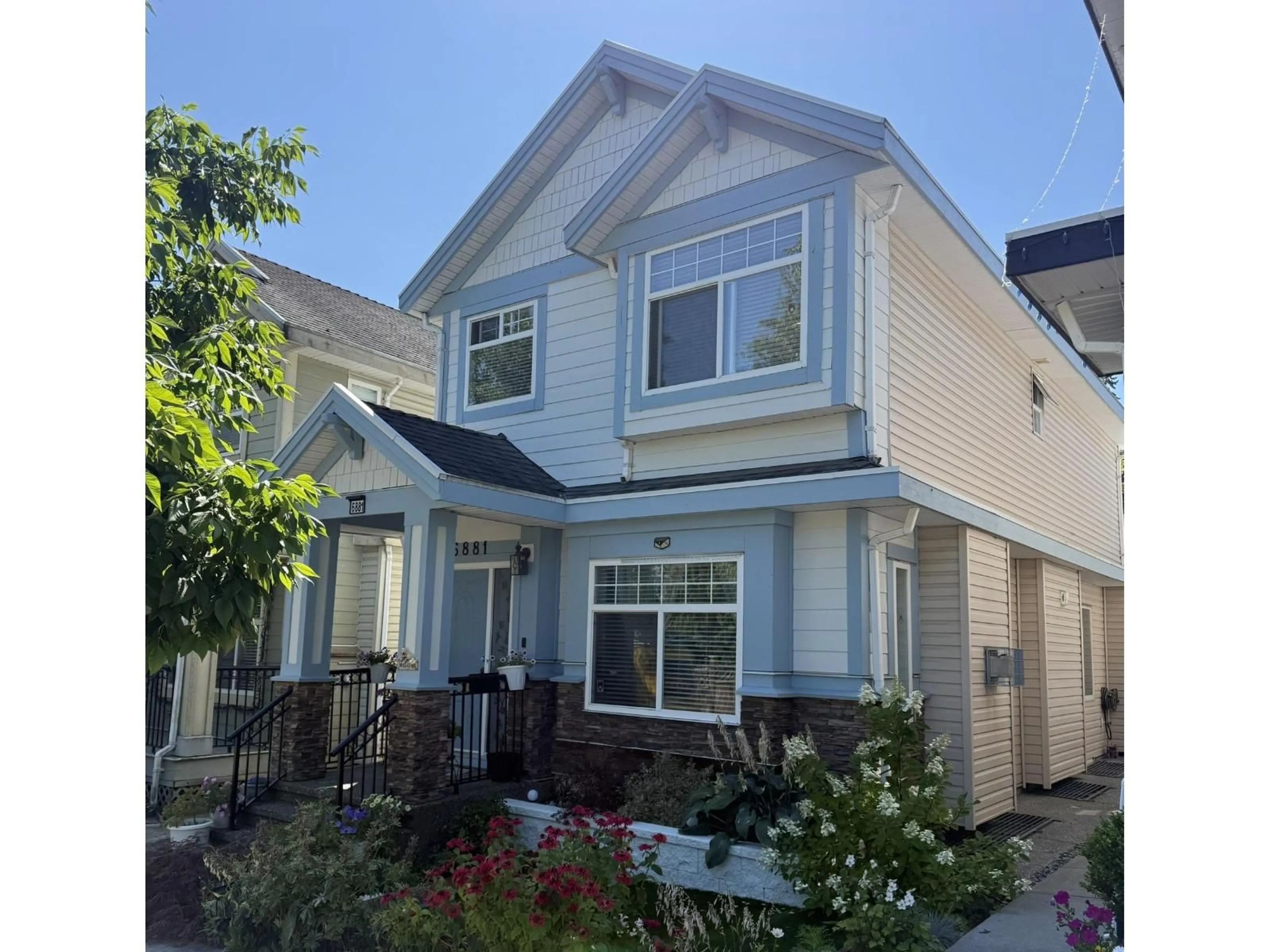 Home with vinyl exterior material, street for 6881 144A, Surrey British Columbia V3S2X8