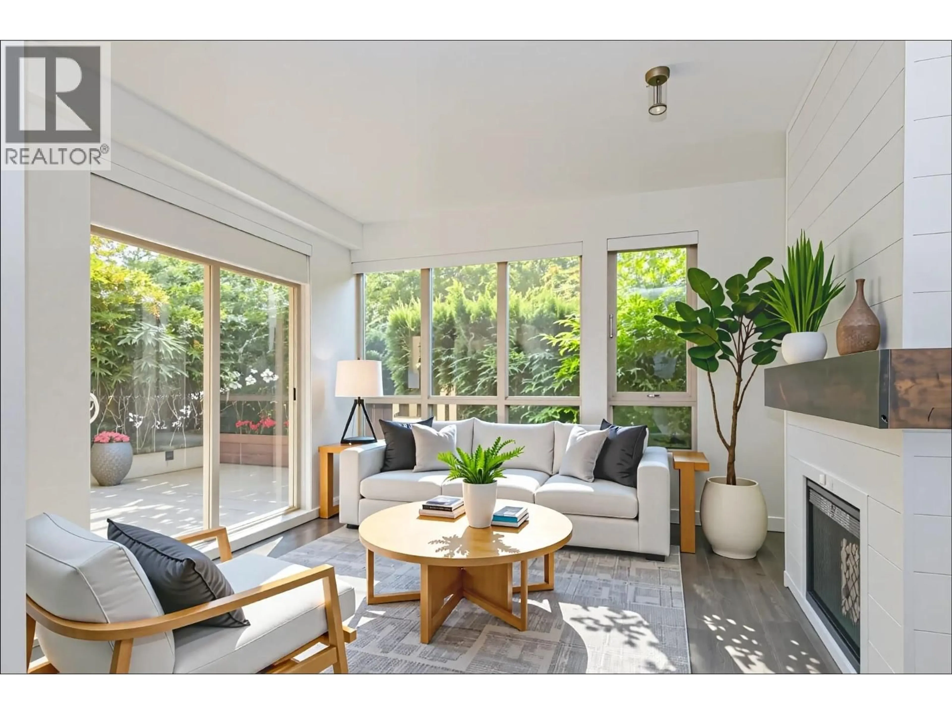 Living room with furniture, unknown for 117 - 801 KLAHANIE DRIVE, Port Moody British Columbia V3H5K4