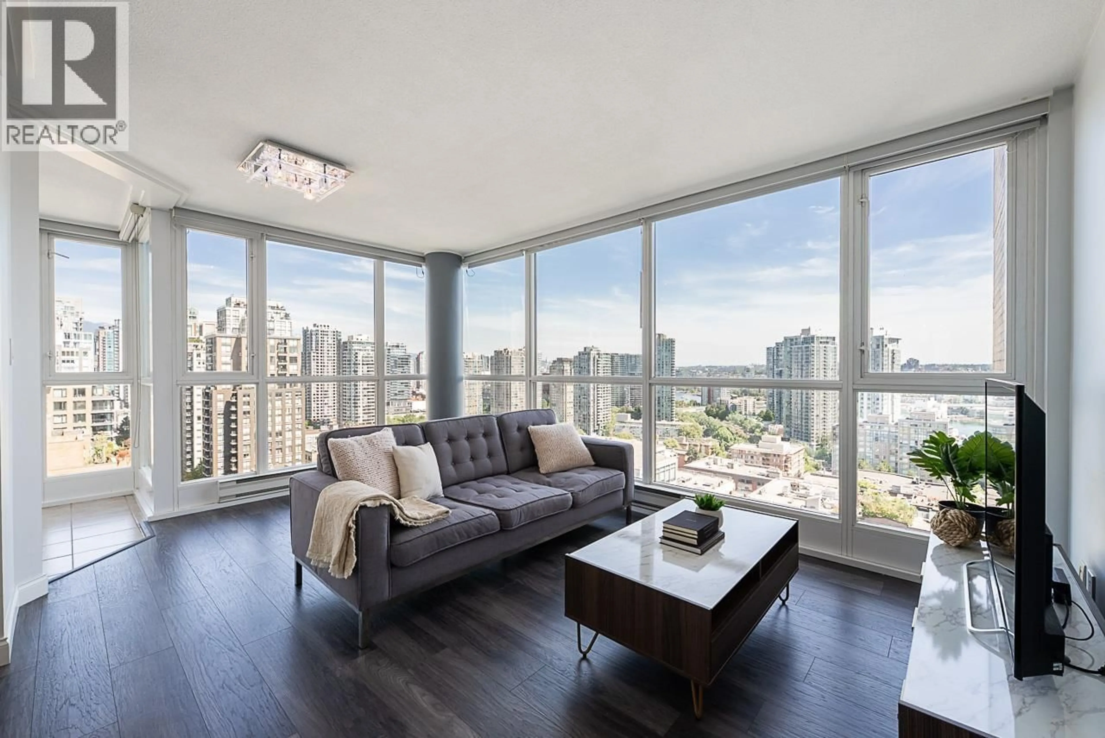 Living room with furniture, wood/laminate floor for 2105 - 1188 RICHARDS STREET, Vancouver British Columbia V6B3E6