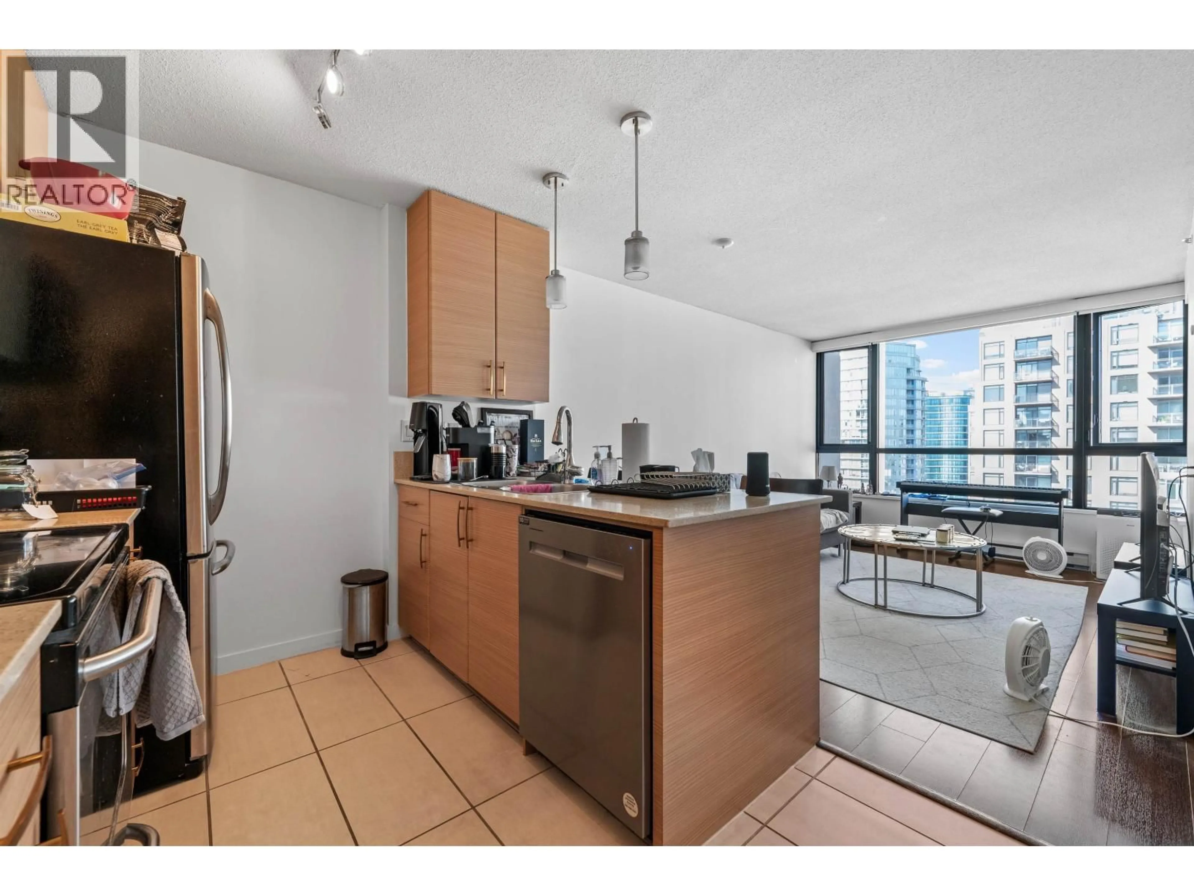Standard kitchen, unknown for 2605 - 928 HOMER STREET, Vancouver British Columbia V6B1T7